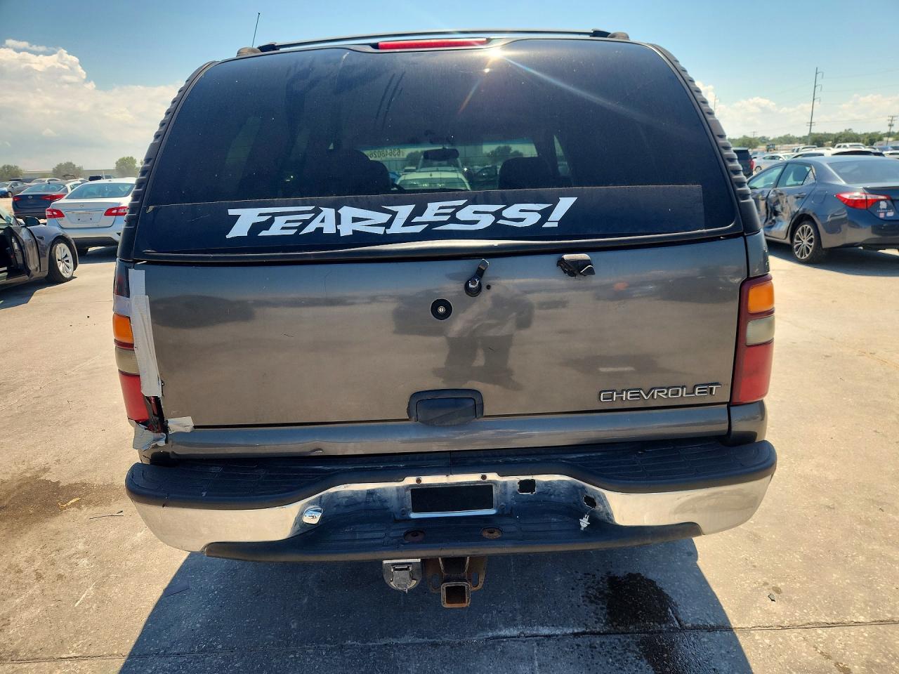 2001 Chevrolet Tahoe C1500 Charcoal vin: 1GNEC13T61R177908