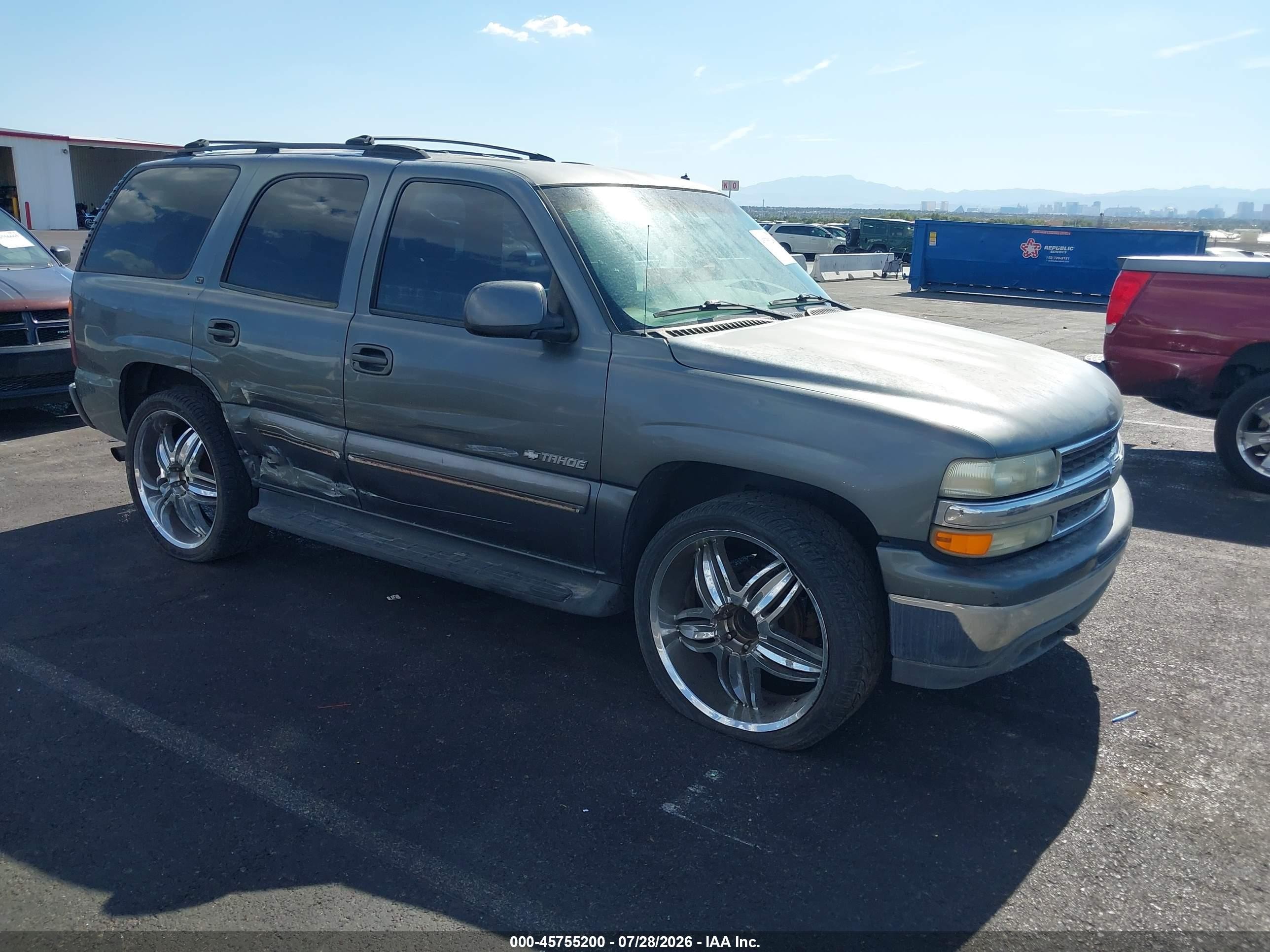 2002 Chevrolet Tahoe Lt Gray vin: 1GNEC13T62R129892