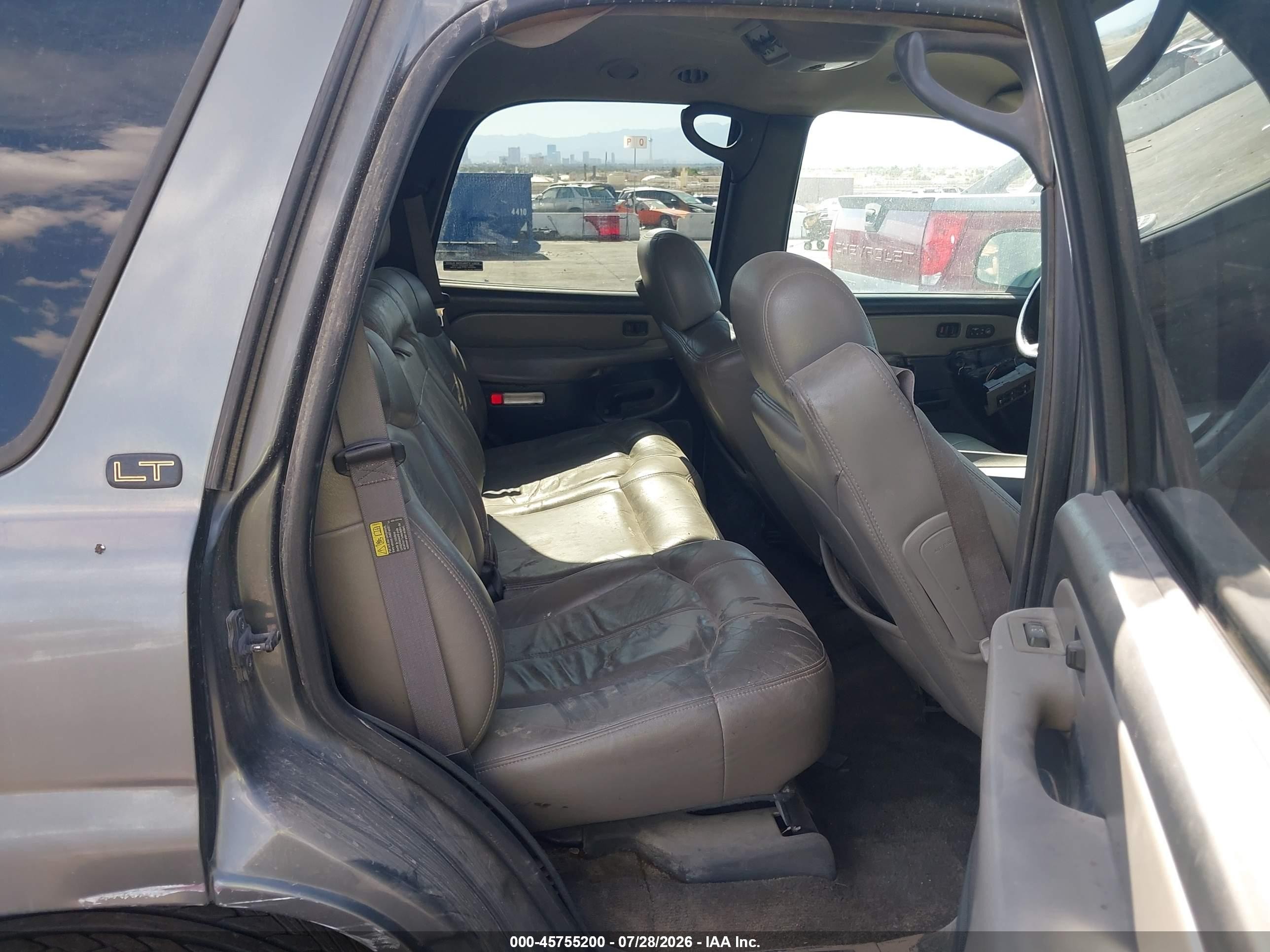 2002 Chevrolet Tahoe Lt Gray vin: 1GNEC13T62R129892