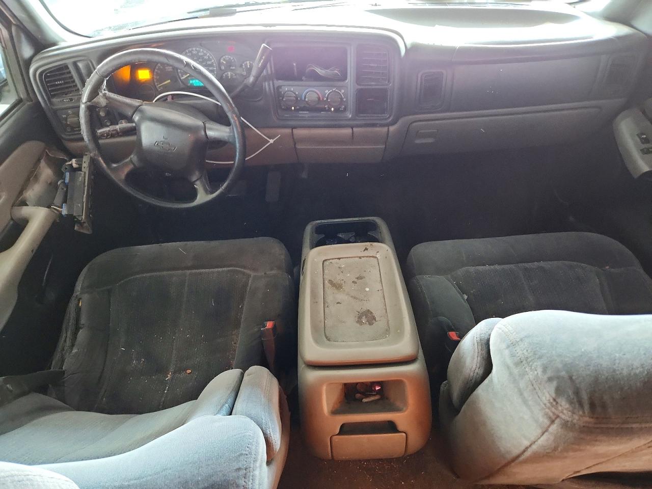 2002 Chevrolet Tahoe C1500 White vin: 1GNEC13T62R162939