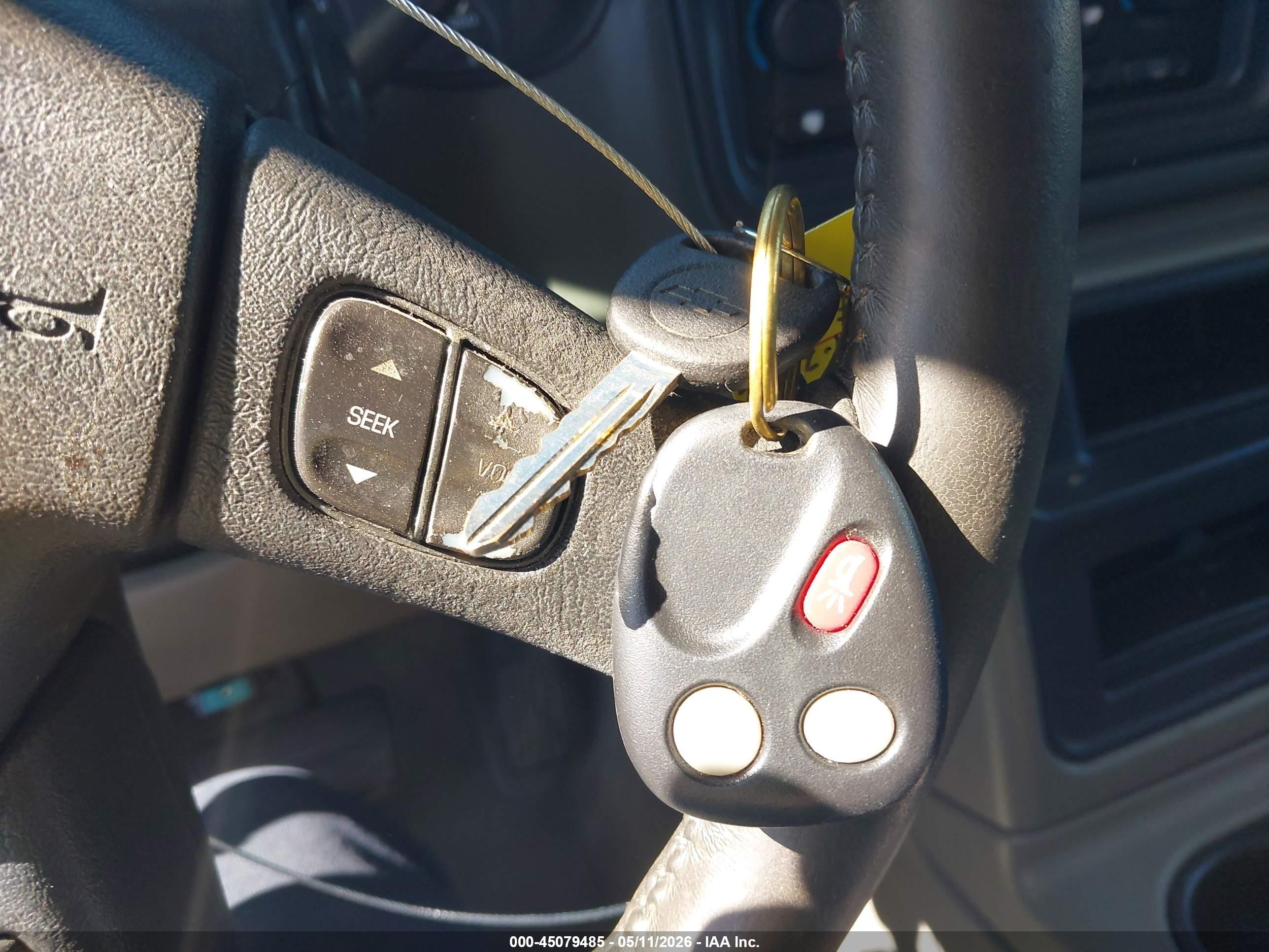 2004 Chevrolet Tahoe Lt Бежевый vin: 1GNEC13T64R127093