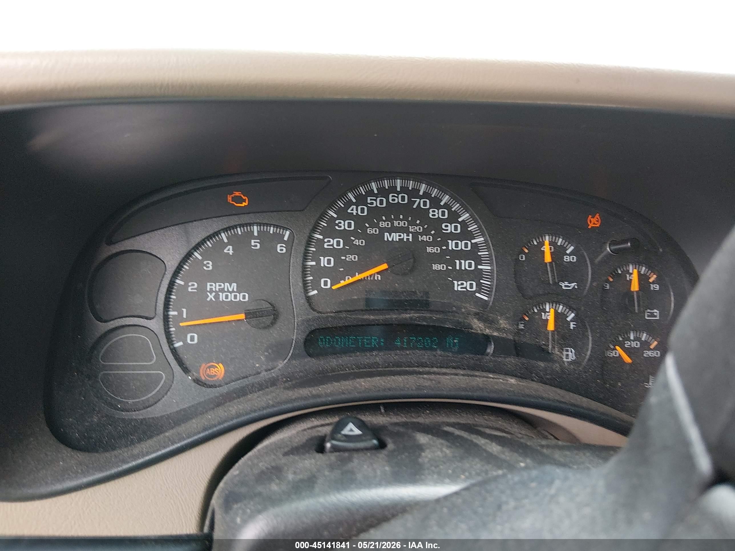 2005 Chevrolet Tahoe Lt White vin: 1GNEC13T65J223502
