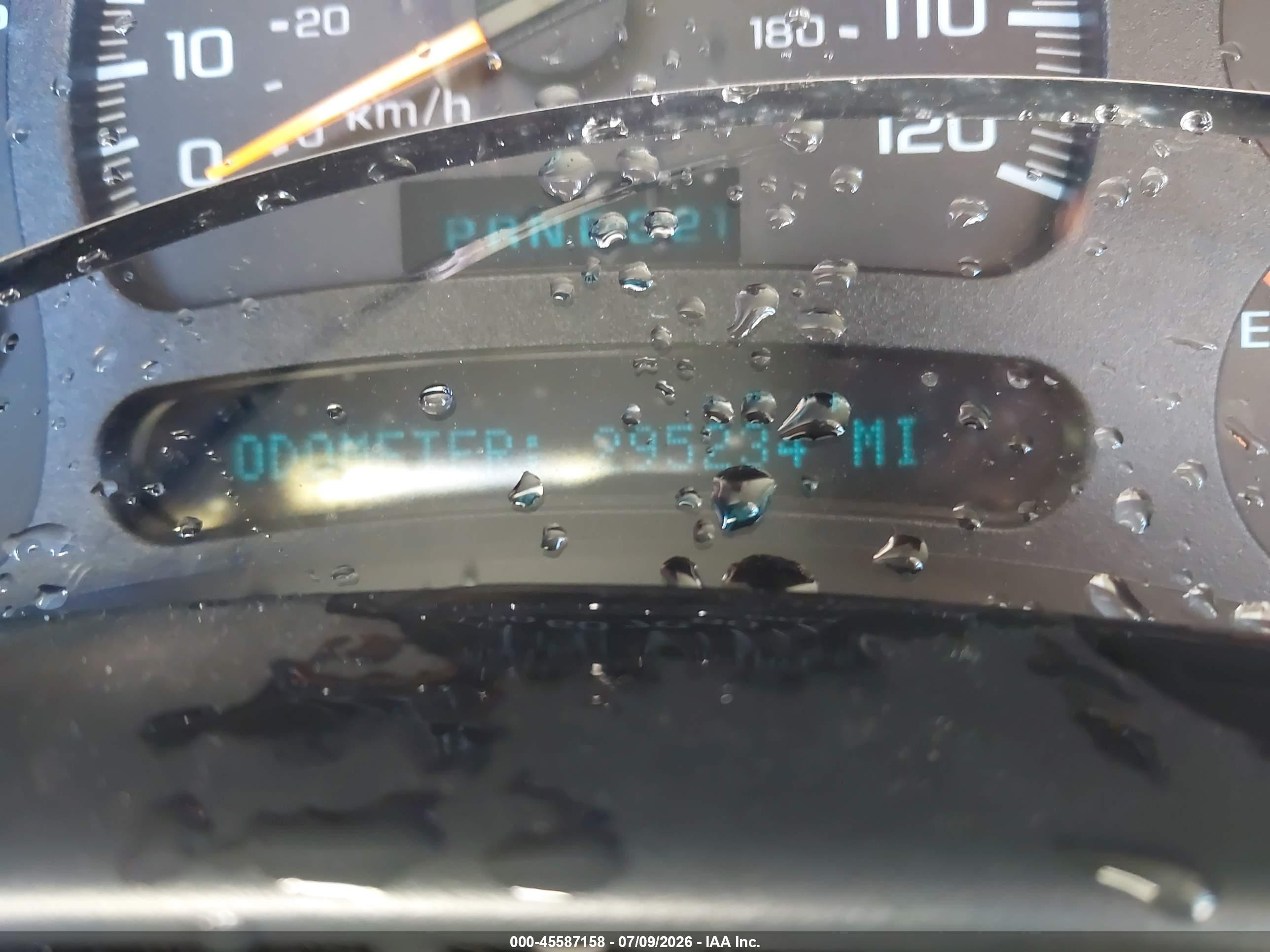 2005 Chevrolet Tahoe Lt Burgundy vin: 1GNEC13T65R197081