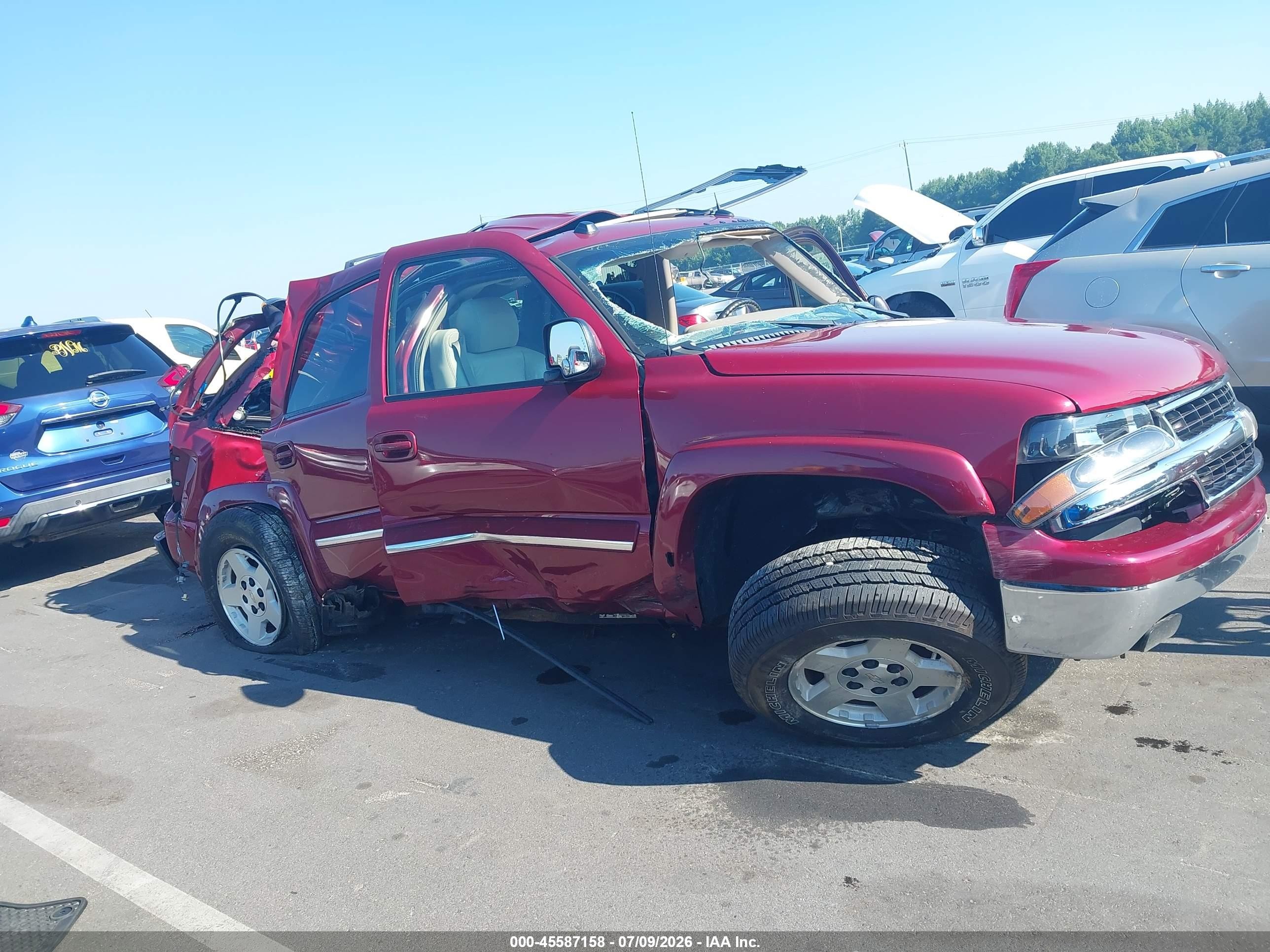2005 Chevrolet Tahoe Lt Burgundy vin: 1GNEC13T65R197081
