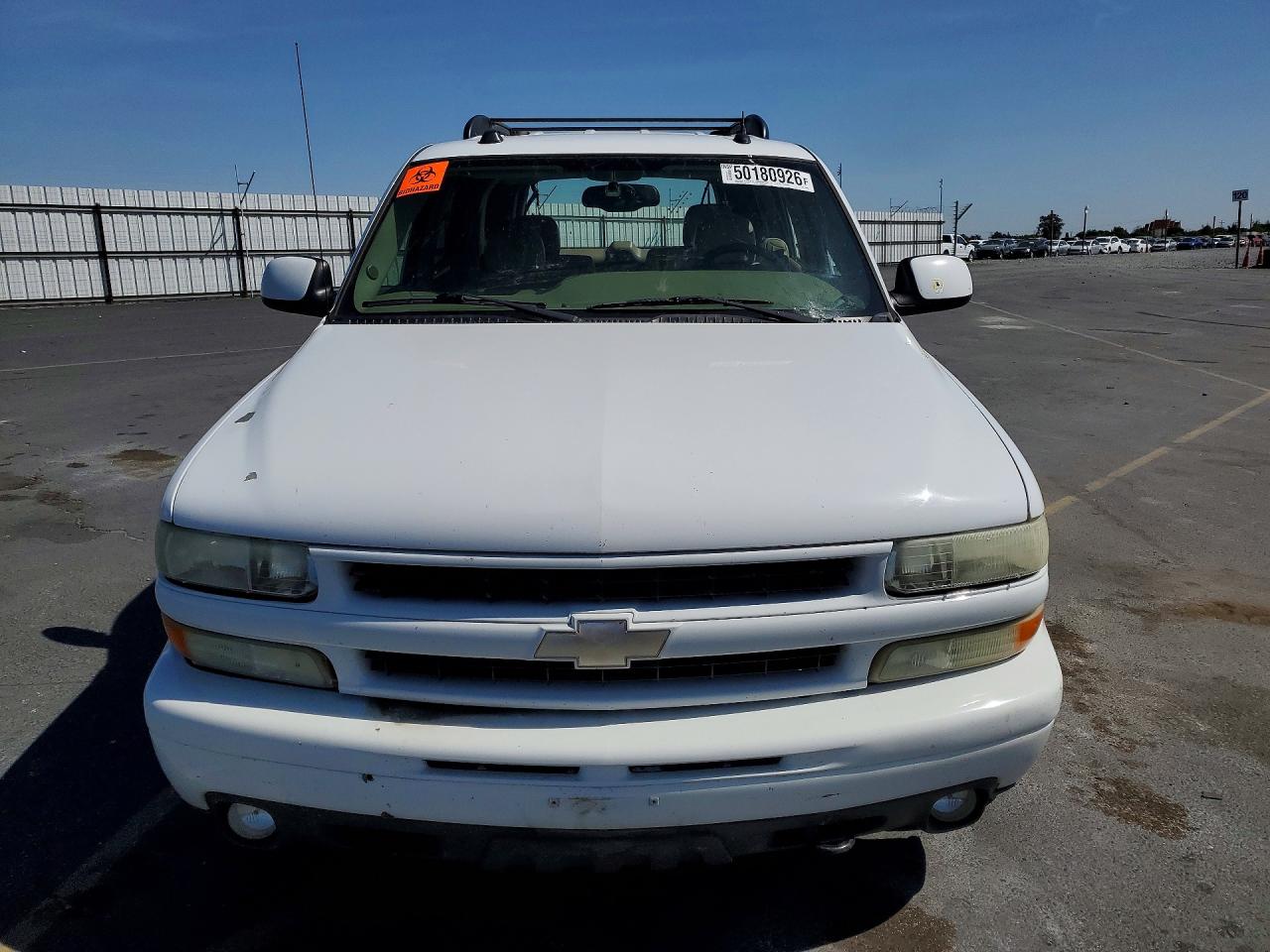2005 Chevrolet Tahoe C1500 White vin: 1GNEC13T65R198442