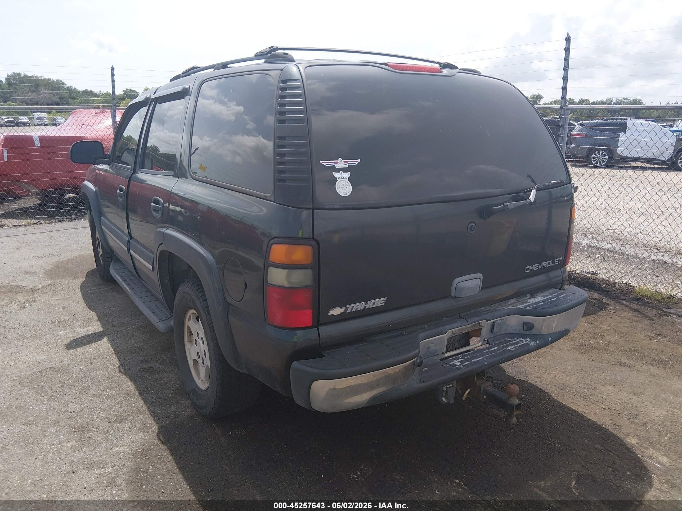 2005 Chevrolet Tahoe Ls Черный vin: 1GNEC13T75R169371