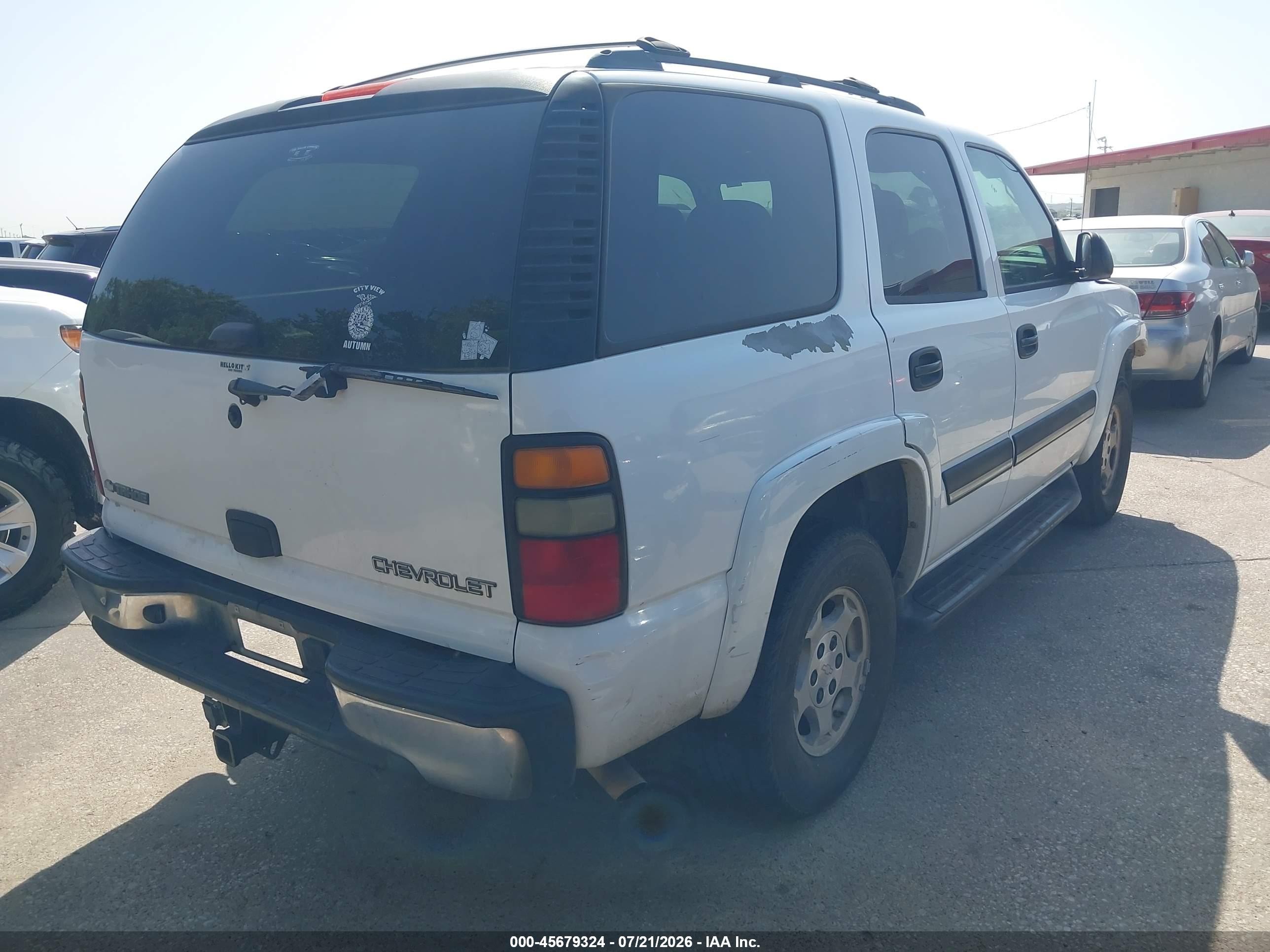 2005 Chevrolet Tahoe Ls White vin: 1GNEC13T75R263170