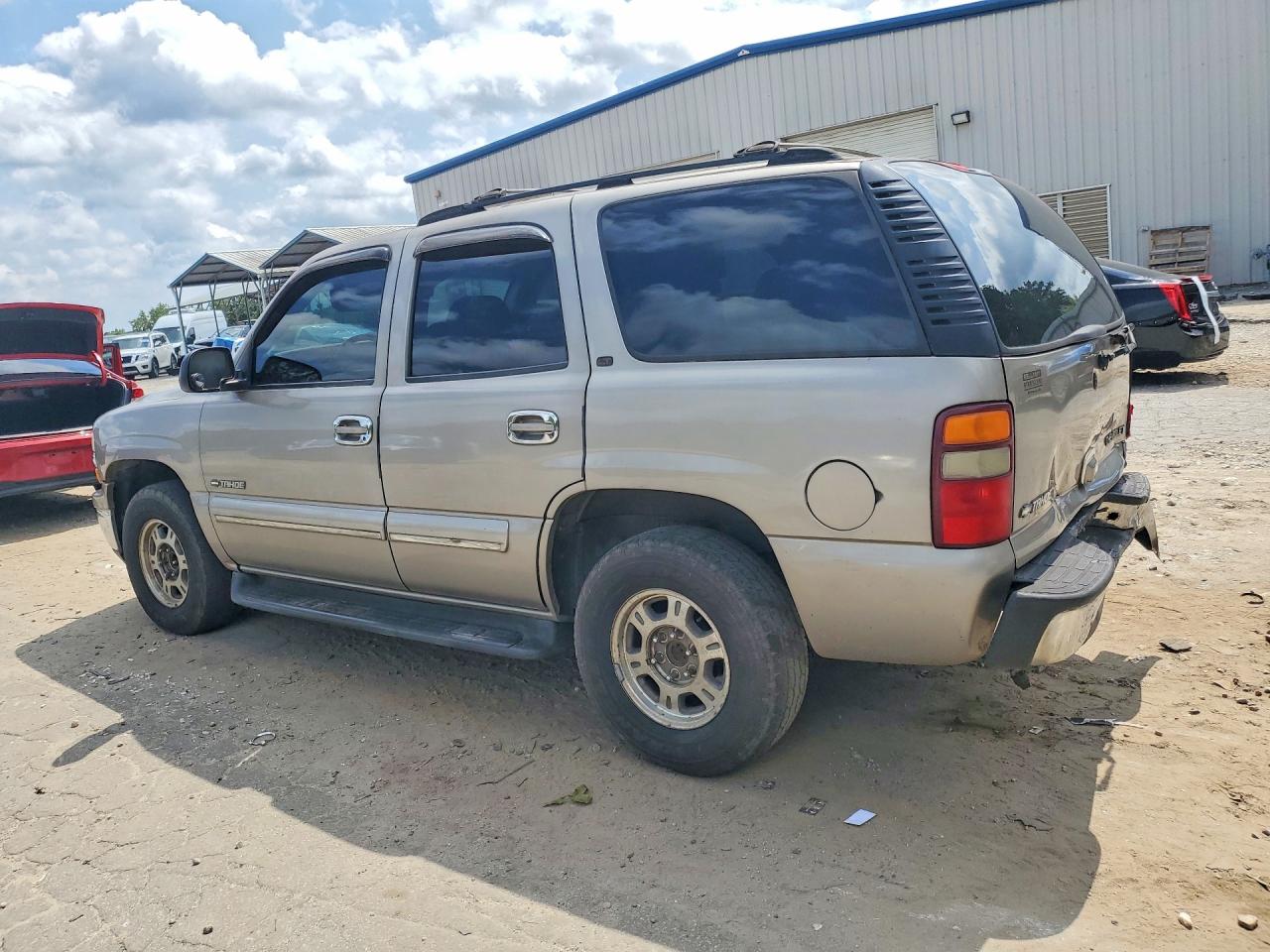 2000 Chevrolet Tahoe C1500 Tan vin: 1GNEC13T7YJ120349