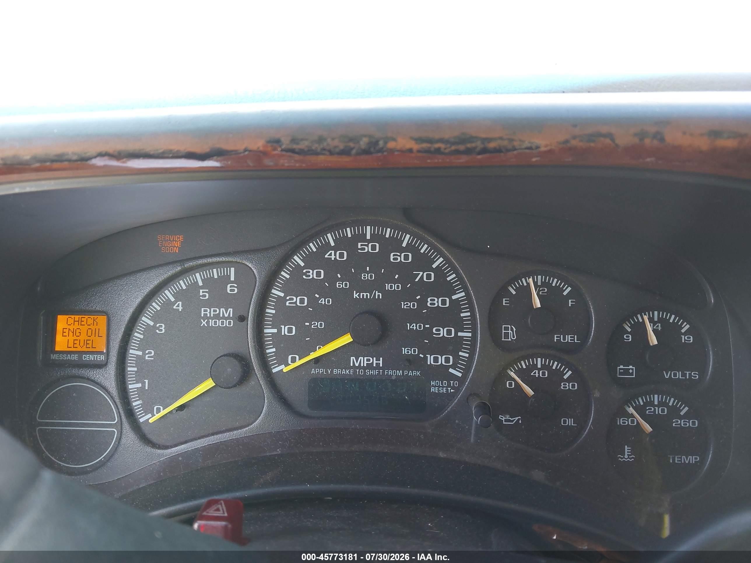 2001 Chevrolet Tahoe Ls White vin: 1GNEC13T91J150281