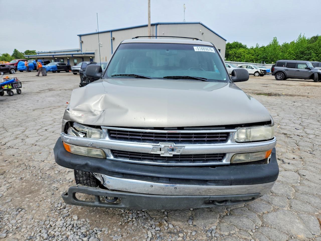 2001 Chevrolet Tahoe C1500 Beige vin: 1GNEC13T91R147835