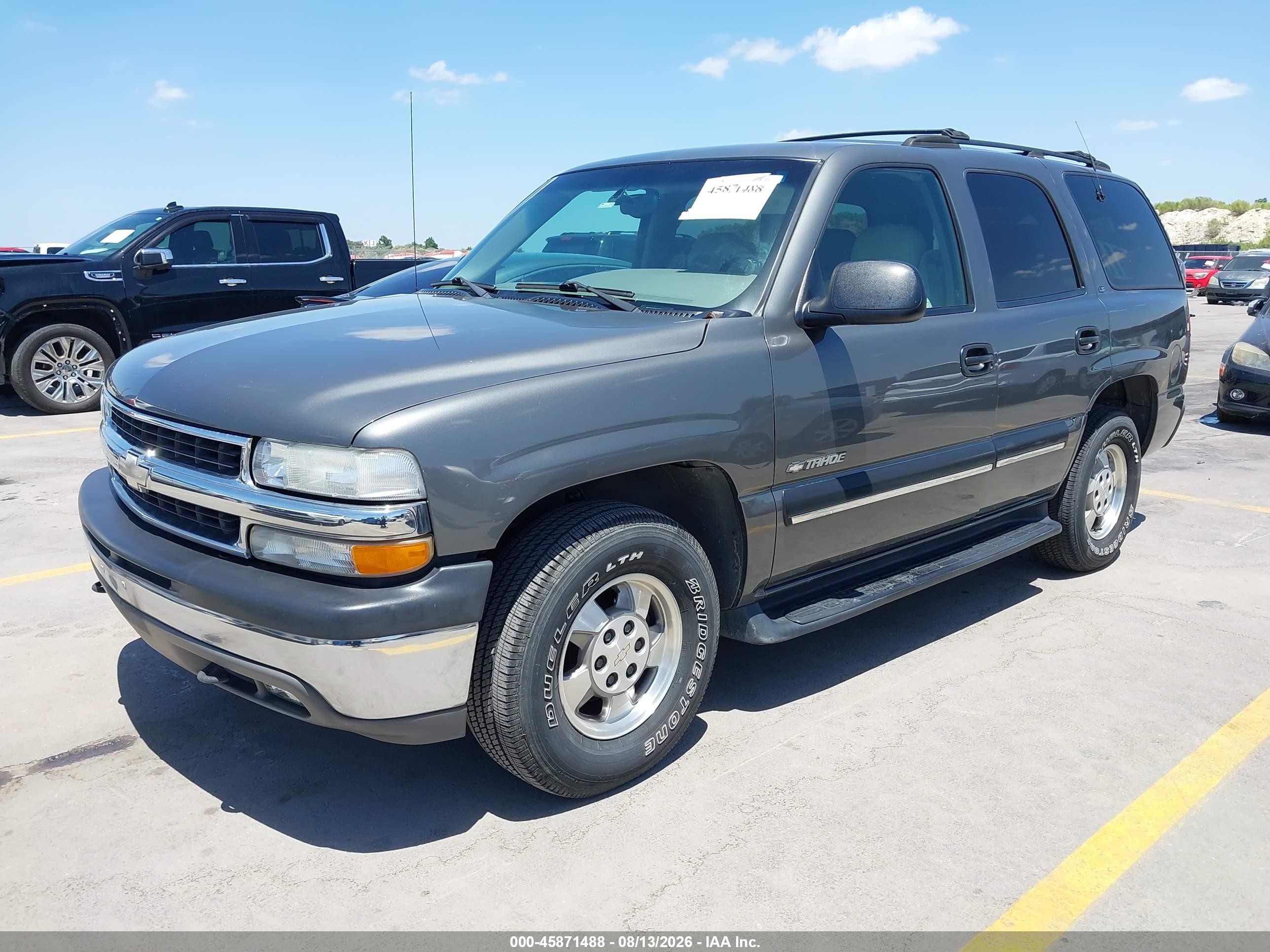 2001 Chevrolet Tahoe Ls Серебряный vin: 1GNEC13T91R160200