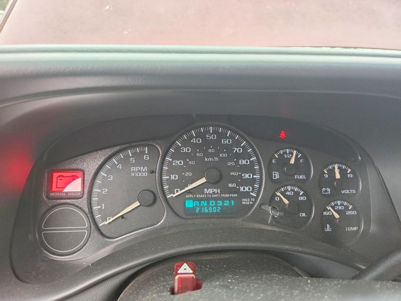 2002 Chevrolet Tahoe C1500 Maroon vin: 1GNEC13T92R164698