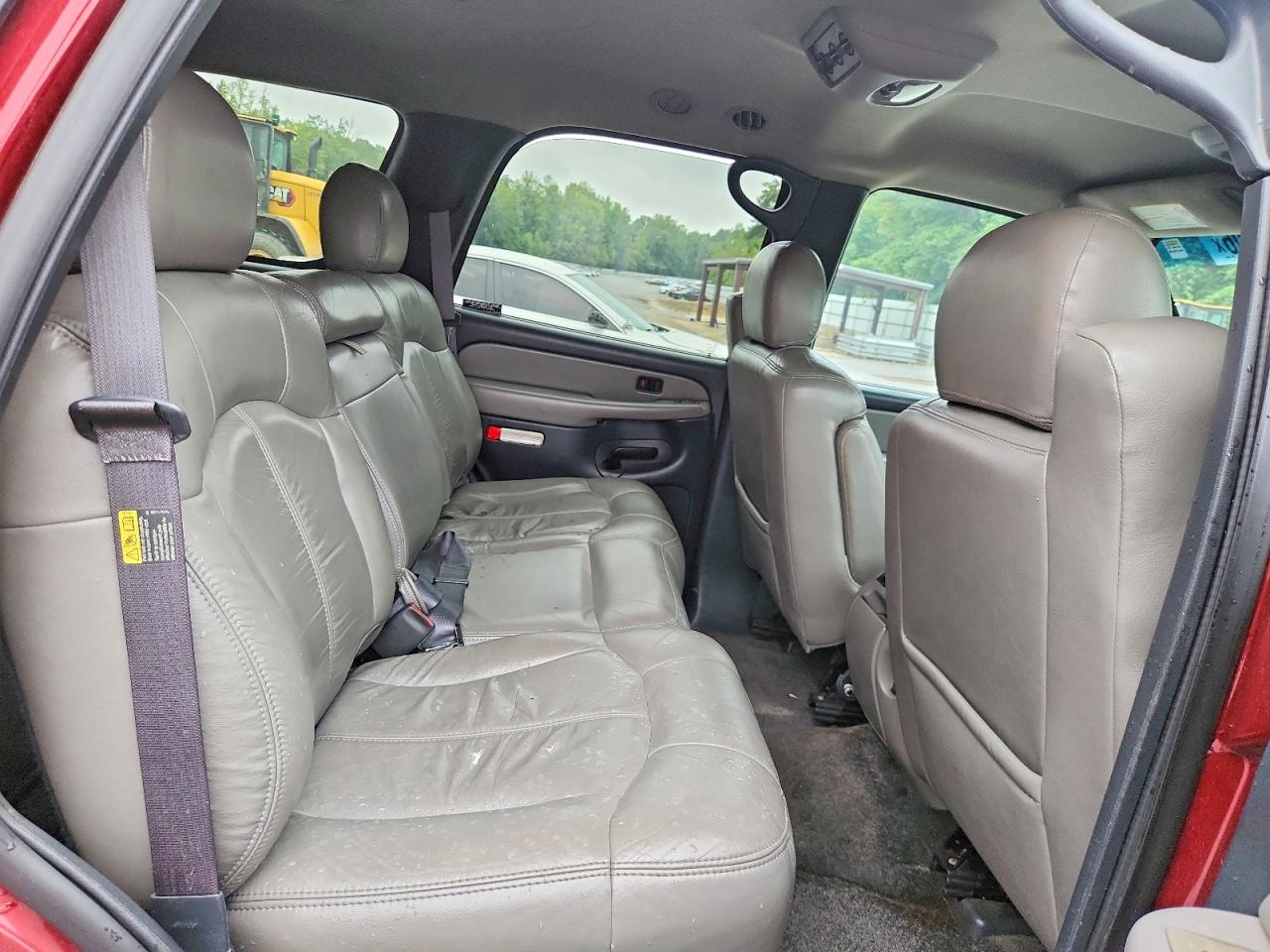 2002 Chevrolet Tahoe C1500 Maroon vin: 1GNEC13T92R164698