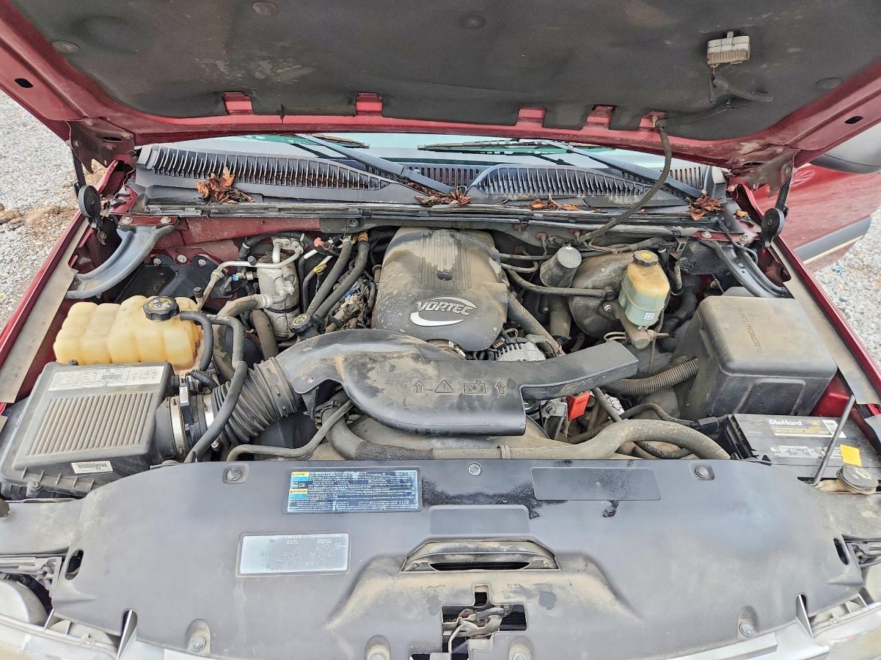 2002 Chevrolet Tahoe C1500 Maroon vin: 1GNEC13T92R164698