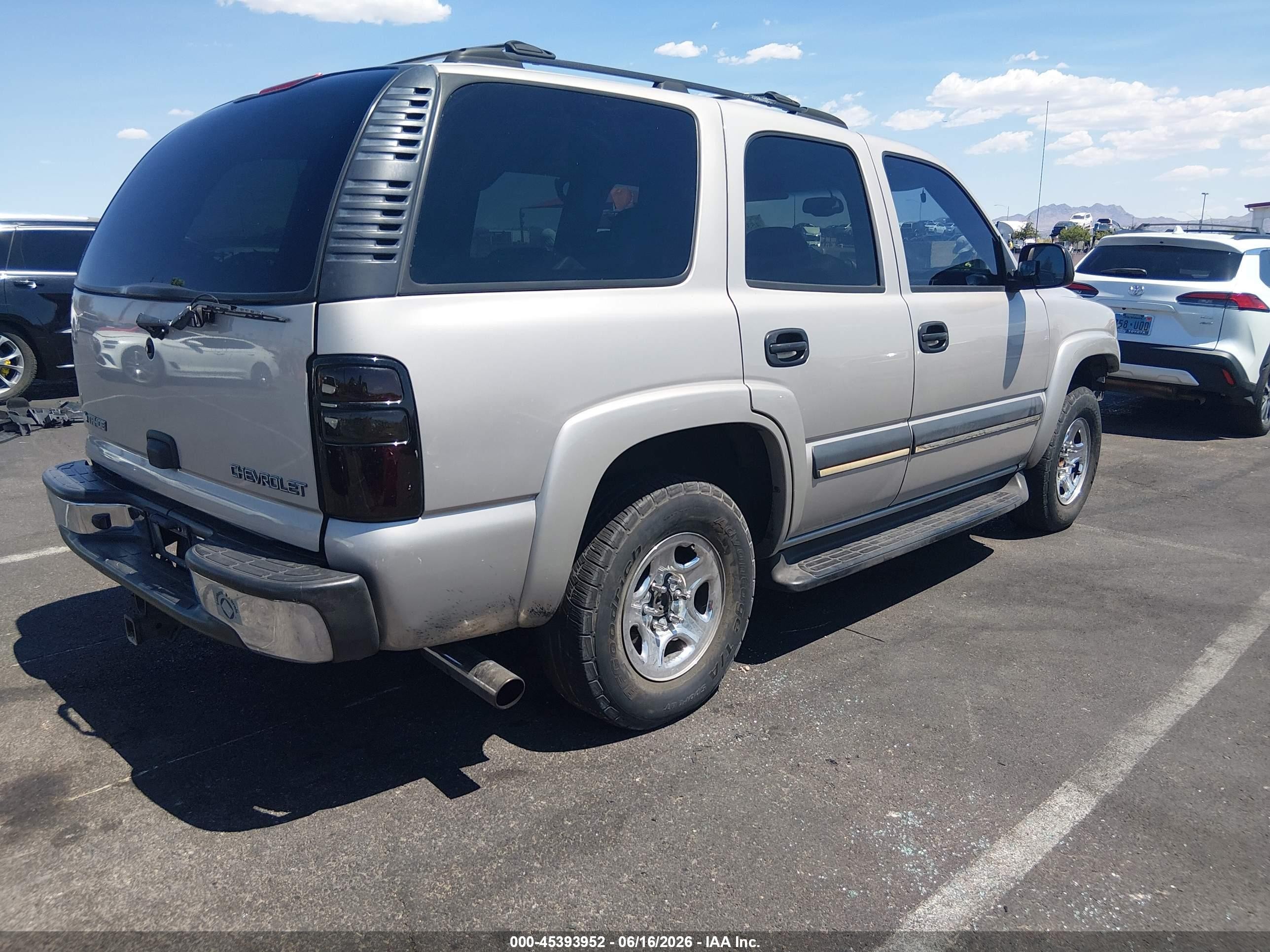 2004 Chevrolet Tahoe Ls Gray vin: 1GNEC13T94R147578