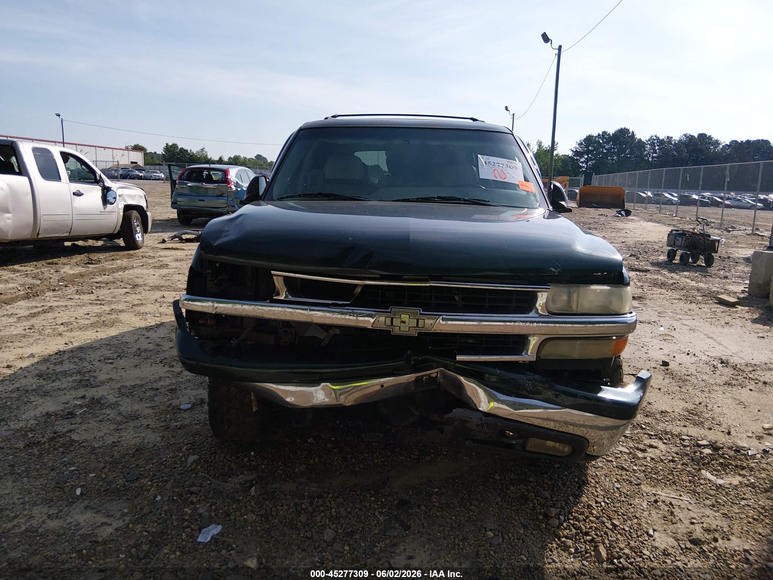 2001 Chevrolet Tahoe Lt Green vin: 1GNEC13TX1R136200