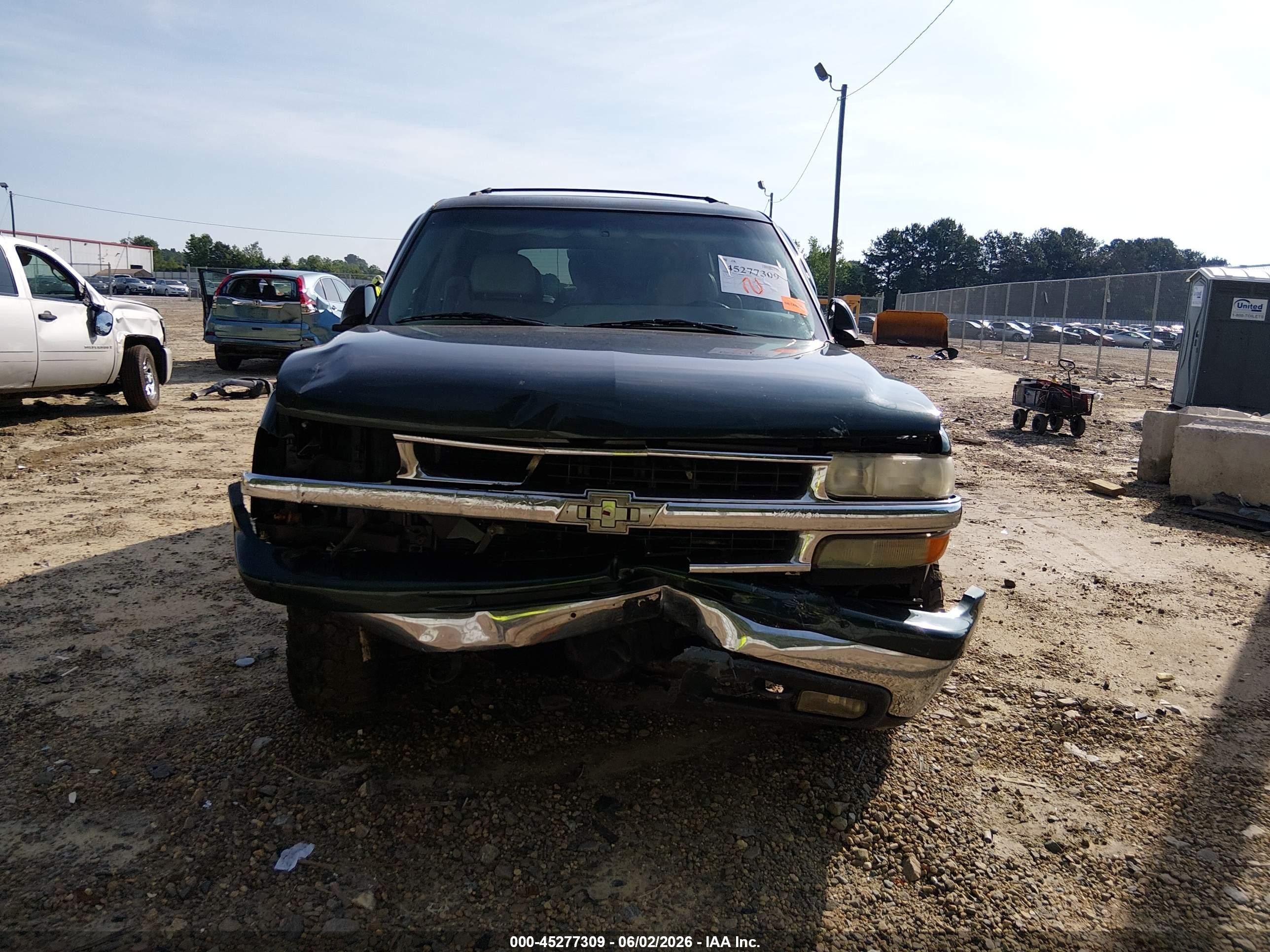 2001 Chevrolet Tahoe Lt Green vin: 1GNEC13TX1R136200
