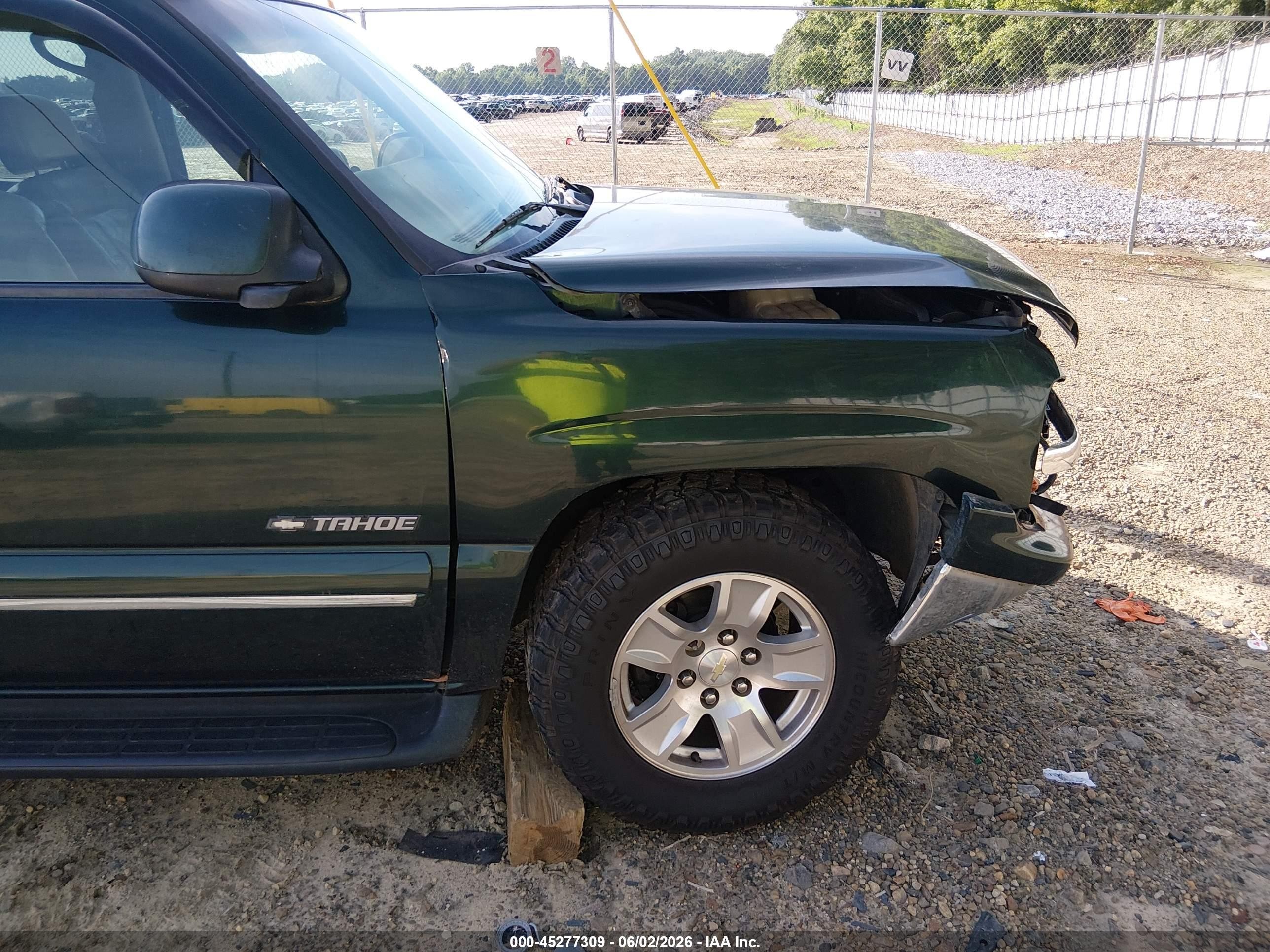 2001 Chevrolet Tahoe Lt Green vin: 1GNEC13TX1R136200