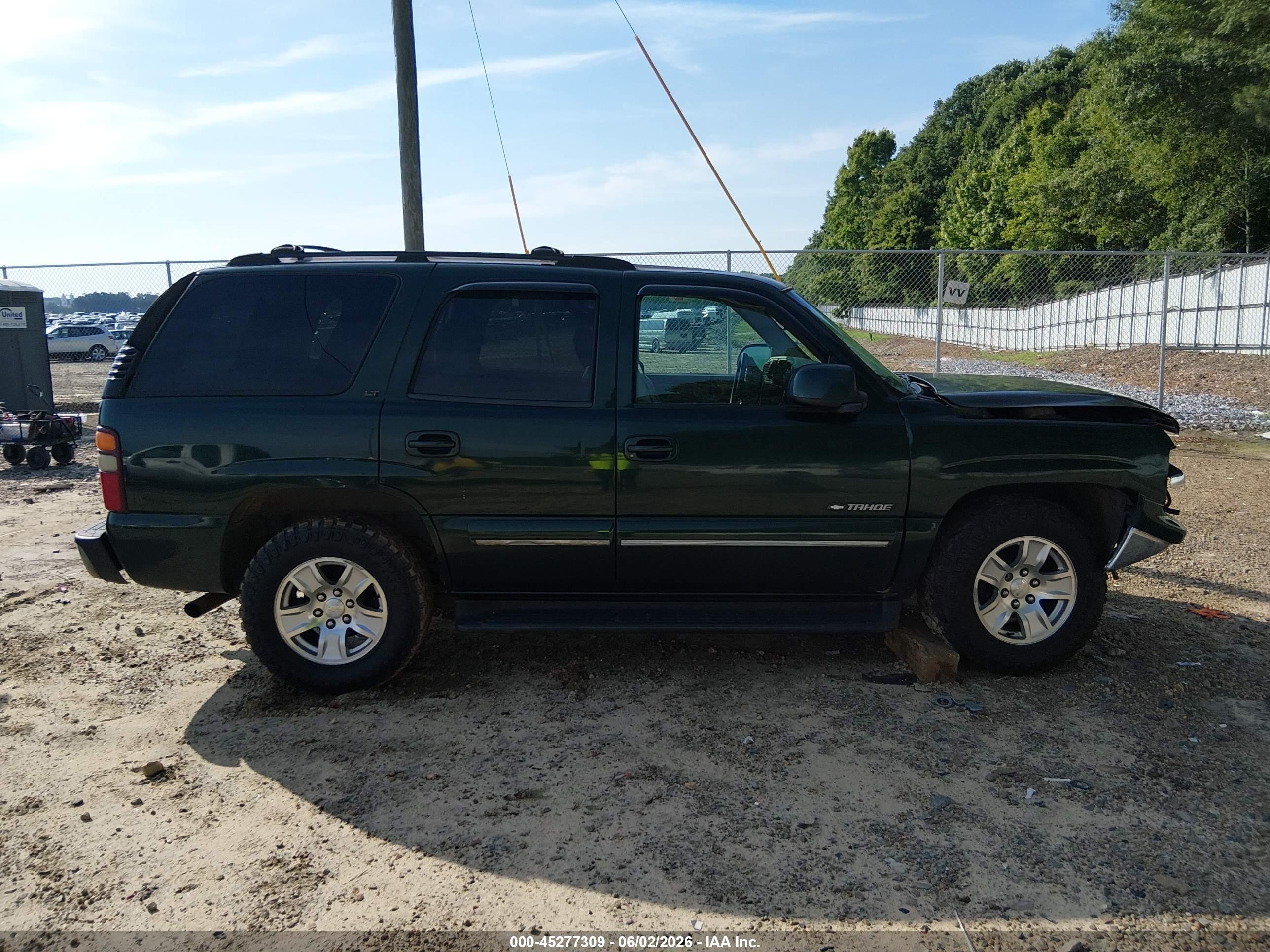 2001 Chevrolet Tahoe Lt Green vin: 1GNEC13TX1R136200