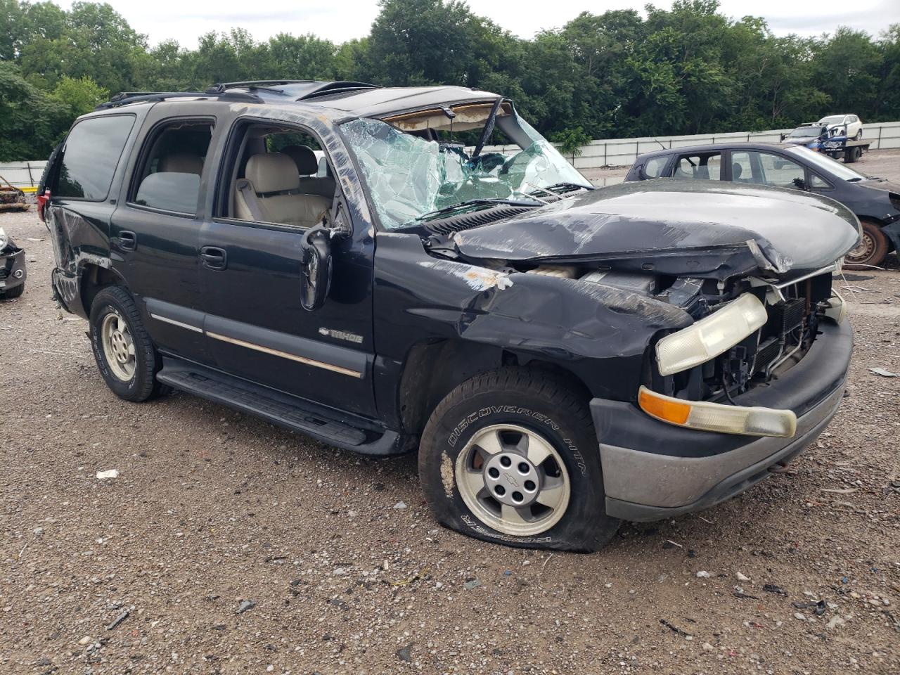 2002 Chevrolet Tahoe Синий vin: 1GNEC13TX2R127255