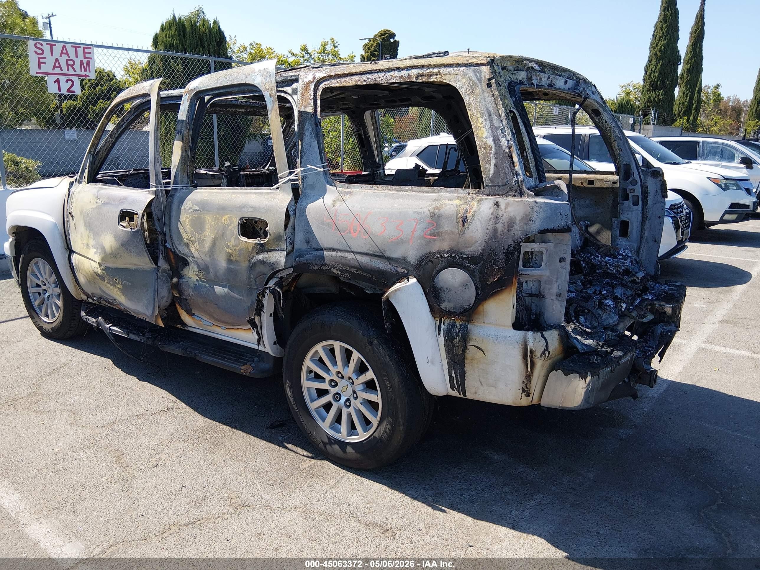 2004 Chevrolet Tahoe Lt Черный vin: 1GNEC13TX4R171484