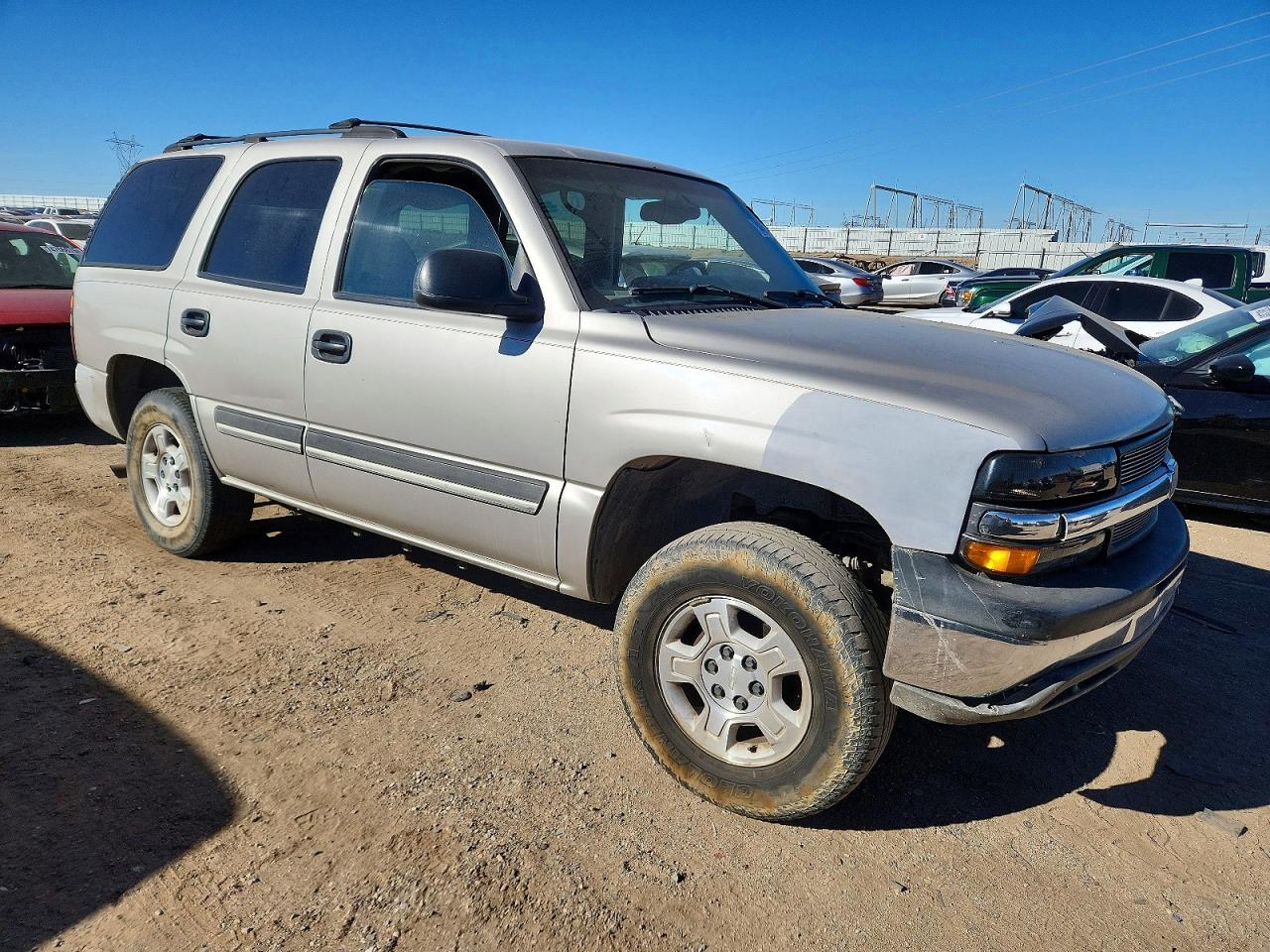2004 Chevrolet Tahoe C1500 Gray vin: 1GNEC13TX4R312909
