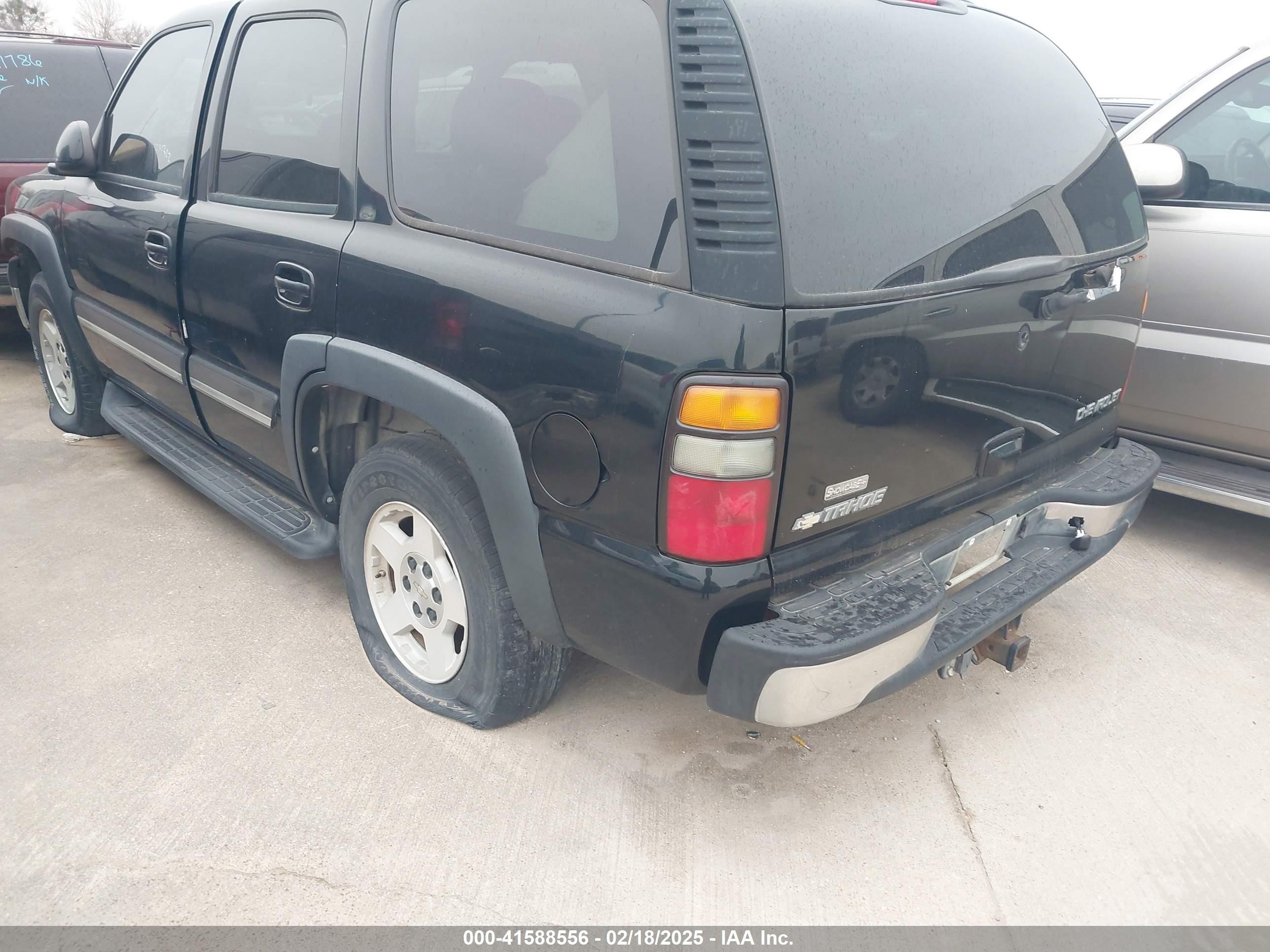 2005 Chevrolet Tahoe Lt Black vin: 1GNEC13TX5R135215