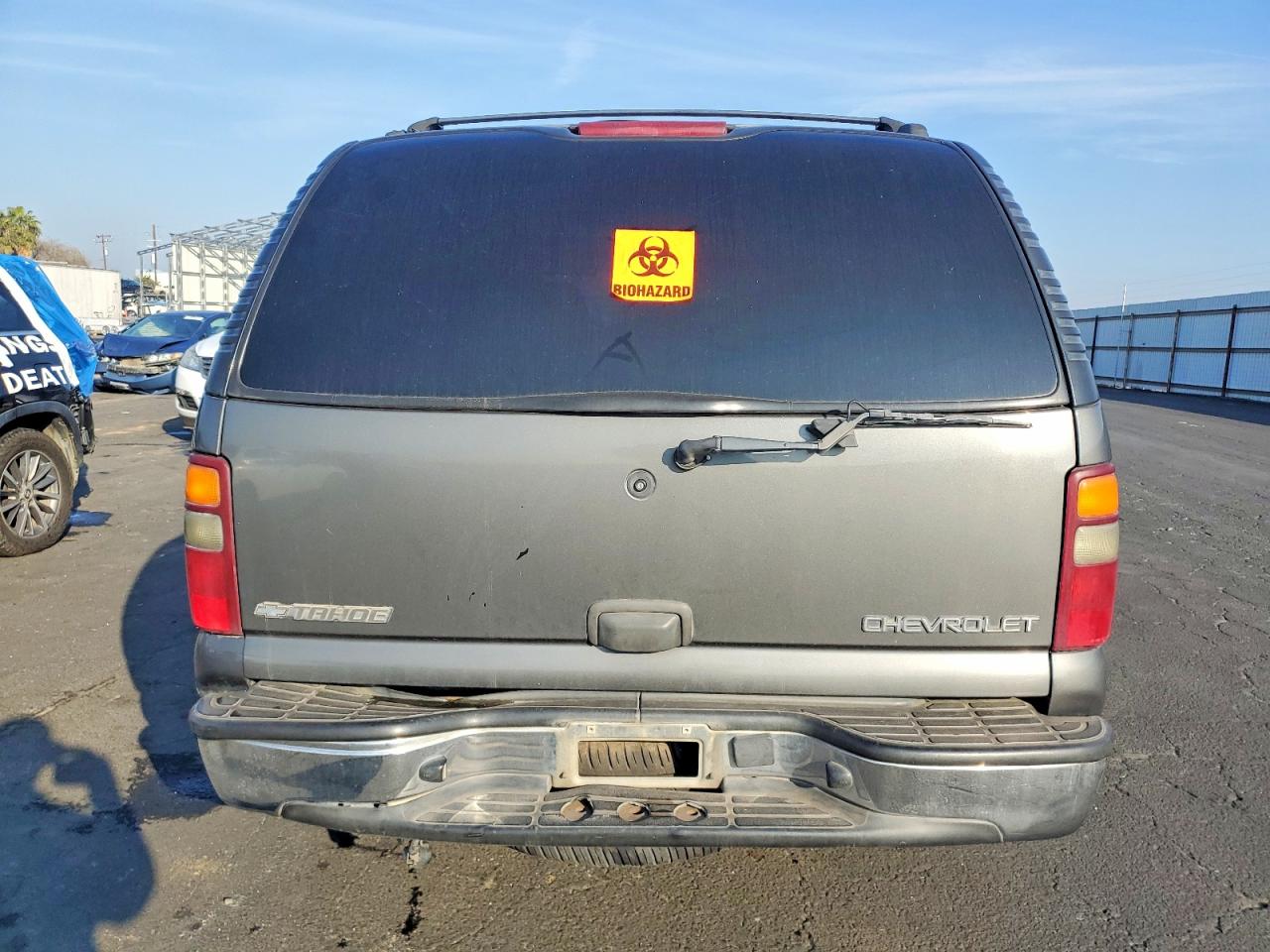 2002 Chevrolet Tahoe C1500 Серый vin: 1GNEC13V02J159616