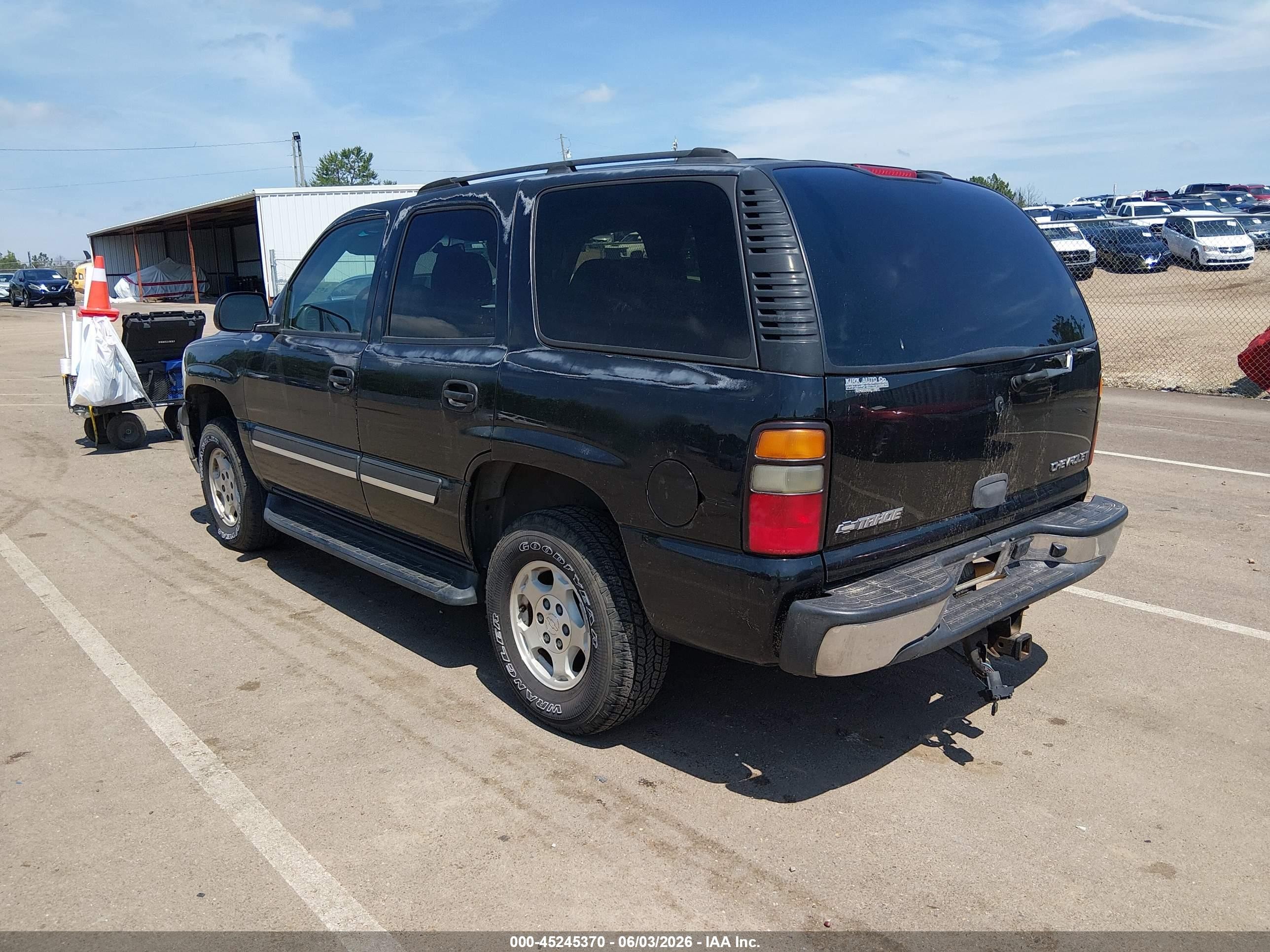 2004 Chevrolet Tahoe Ls Black vin: 1GNEC13V04J277328