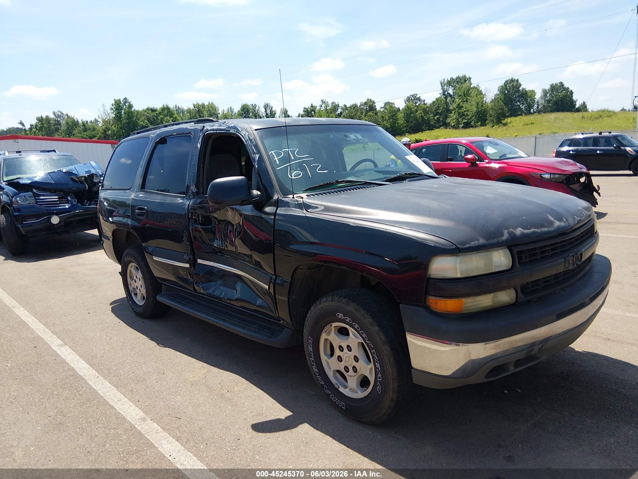 2004 Chevrolet Tahoe Ls Black vin: 1GNEC13V04J277328