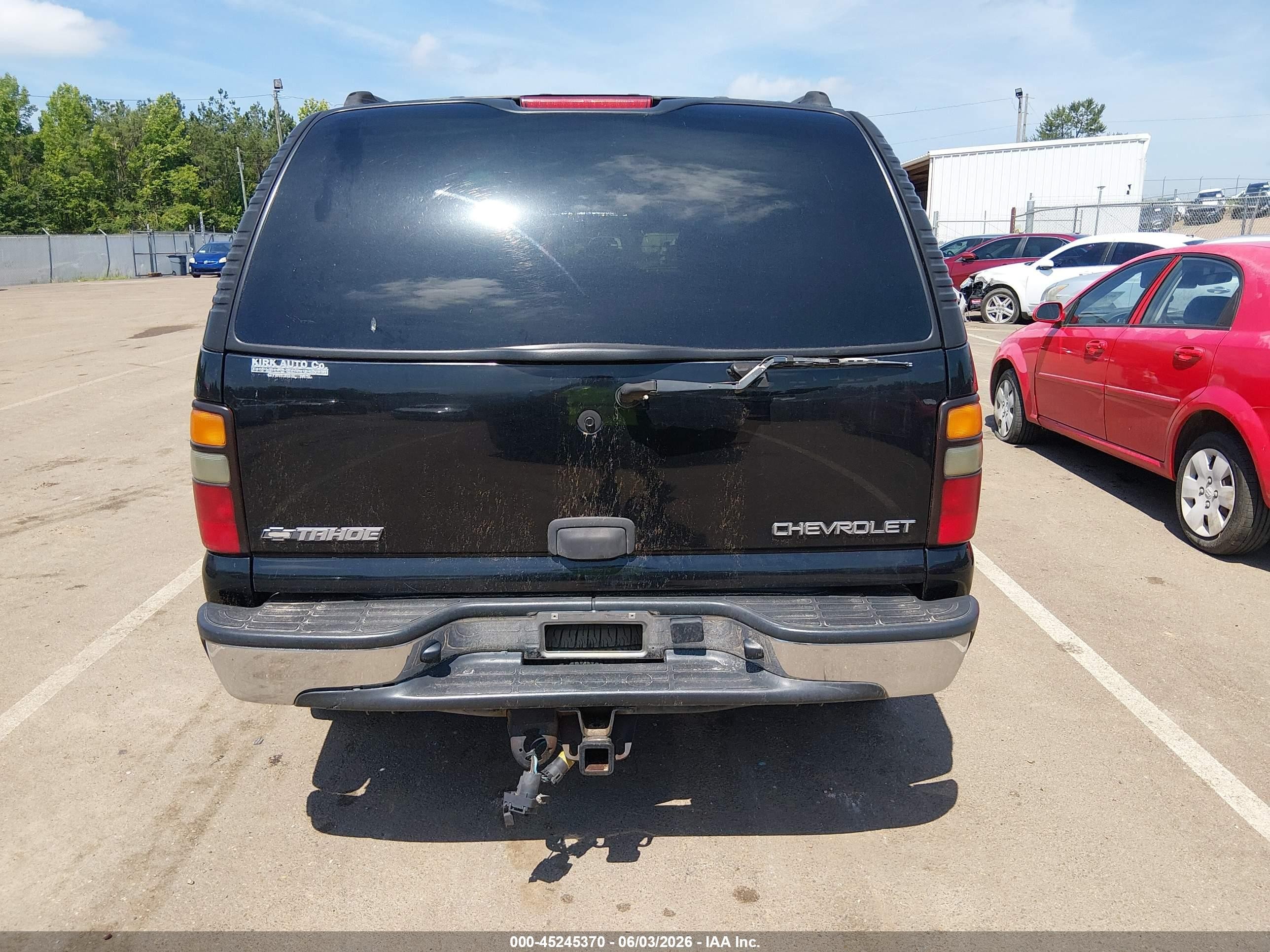 2004 Chevrolet Tahoe Ls Black vin: 1GNEC13V04J277328