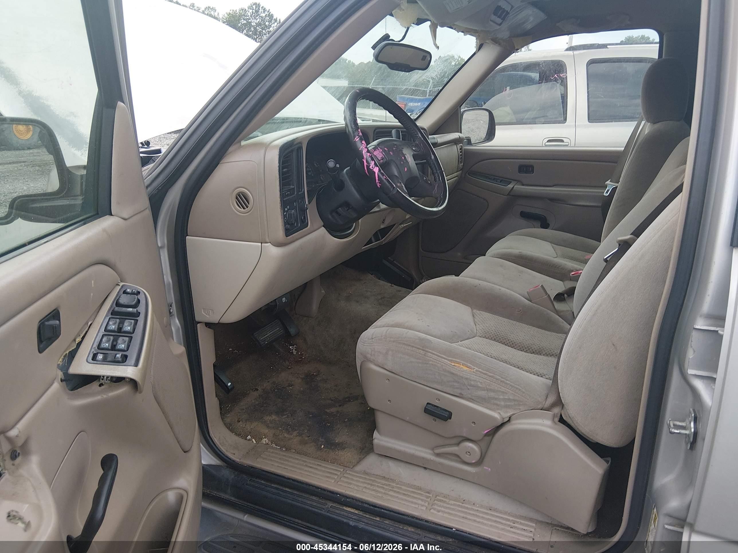 2006 Chevrolet Tahoe Ls Silver vin: 1GNEC13V06J105934