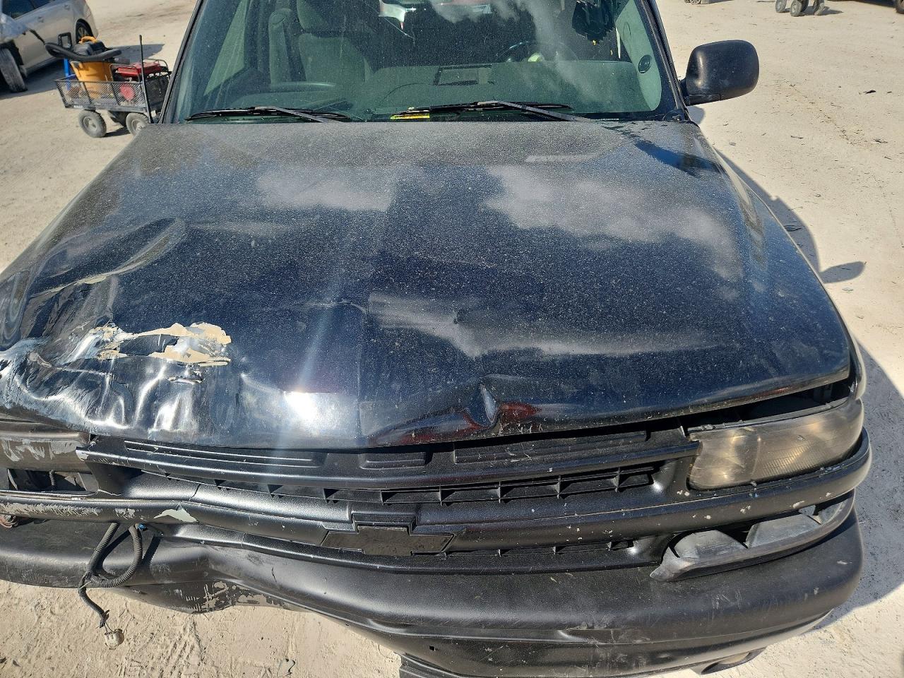 2003 Chevrolet Tahoe C1500 Черный vin: 1GNEC13V13R233855
