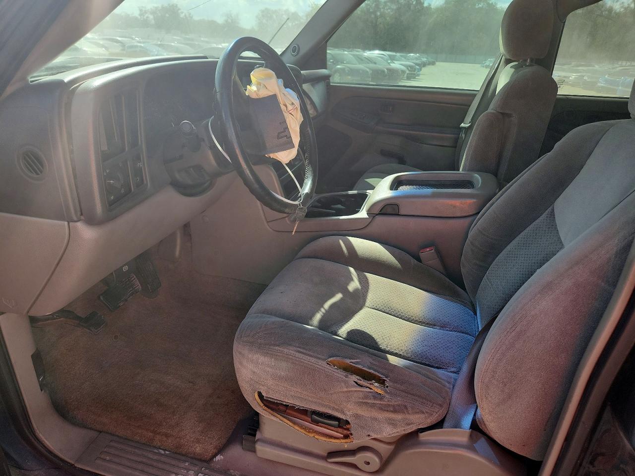 2003 Chevrolet Tahoe C1500 Черный vin: 1GNEC13V13R233855