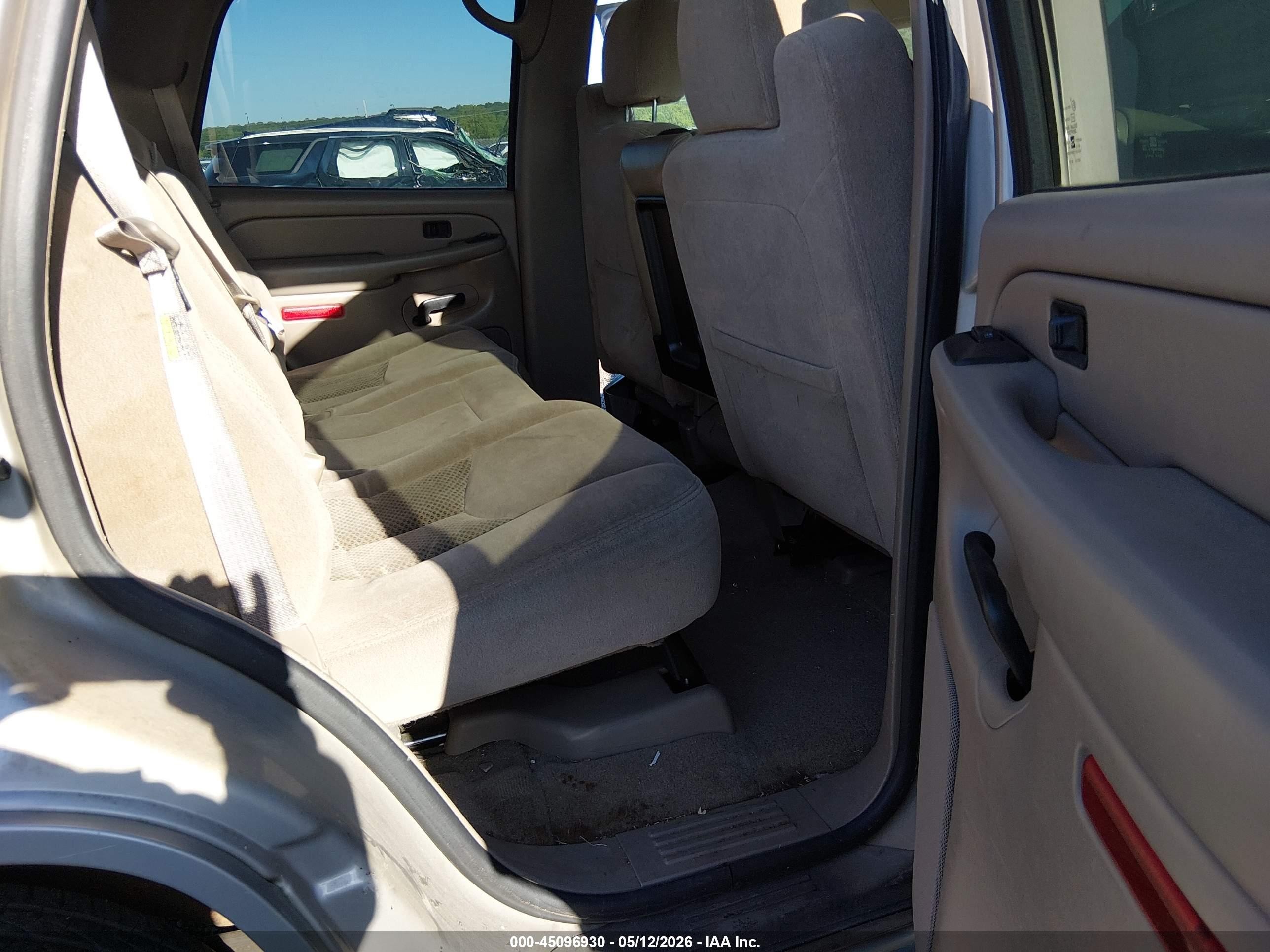 2004 Chevrolet Tahoe Ls Gold vin: 1GNEC13V14R129397