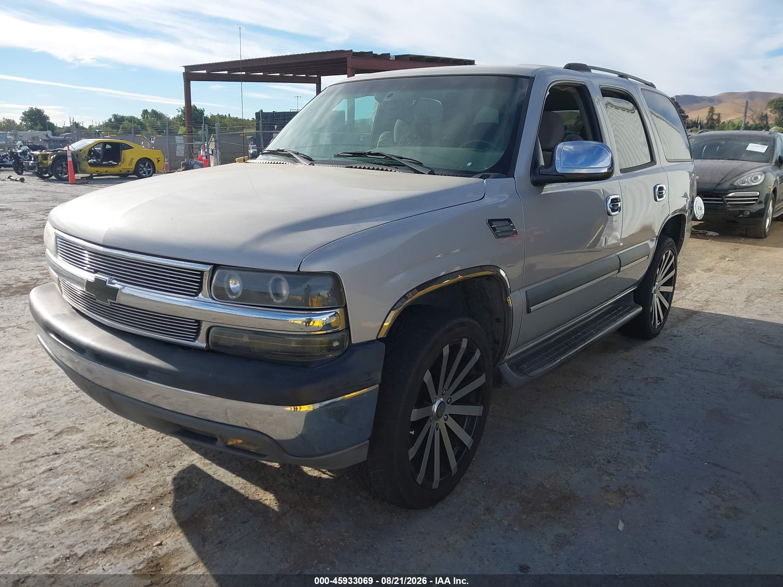2004 Chevrolet Tahoe Ls Gray vin: 1GNEC13V24J120786