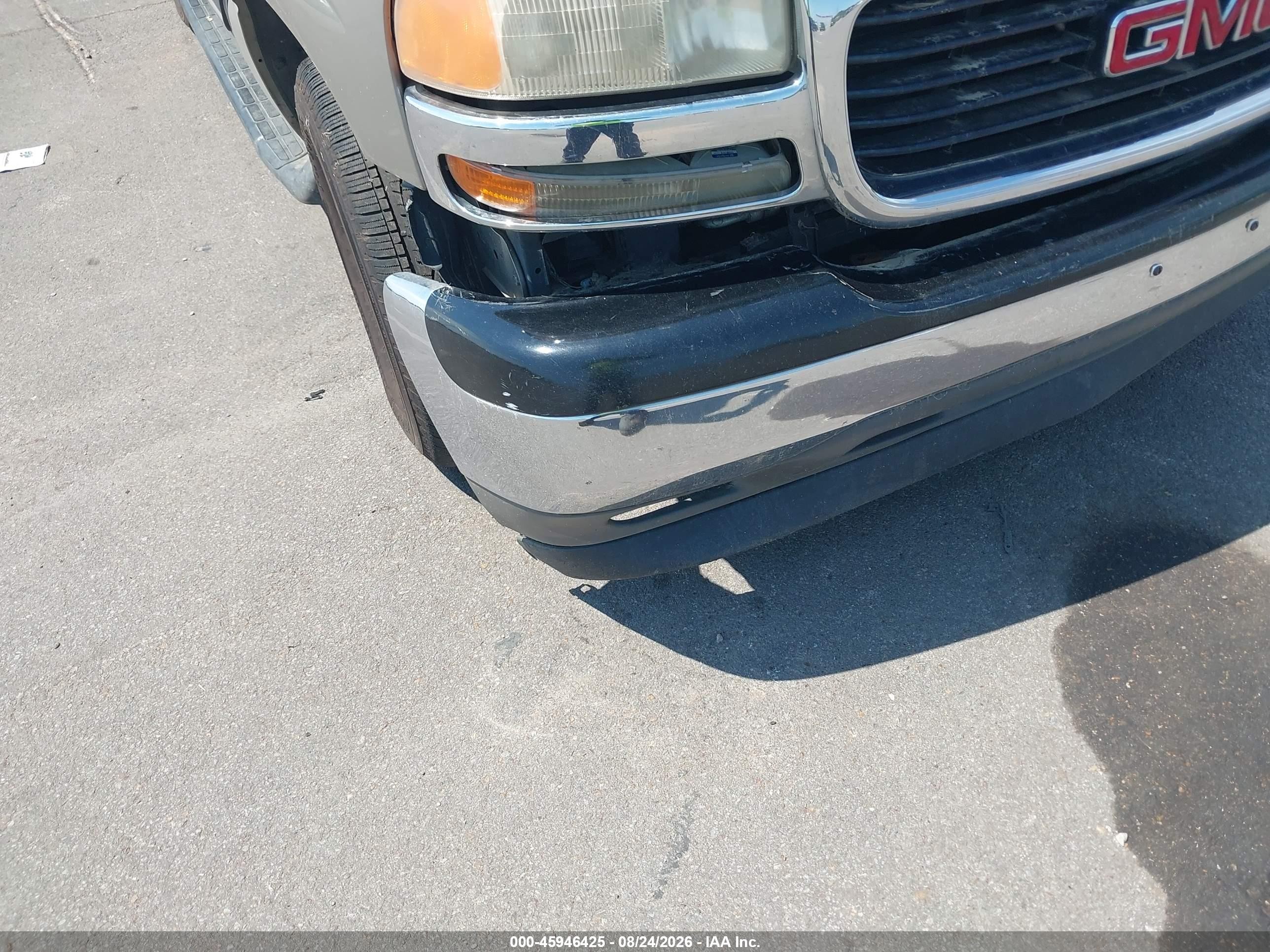 2004 Chevrolet Tahoe Ls Black vin: 1GNEC13V24J327873