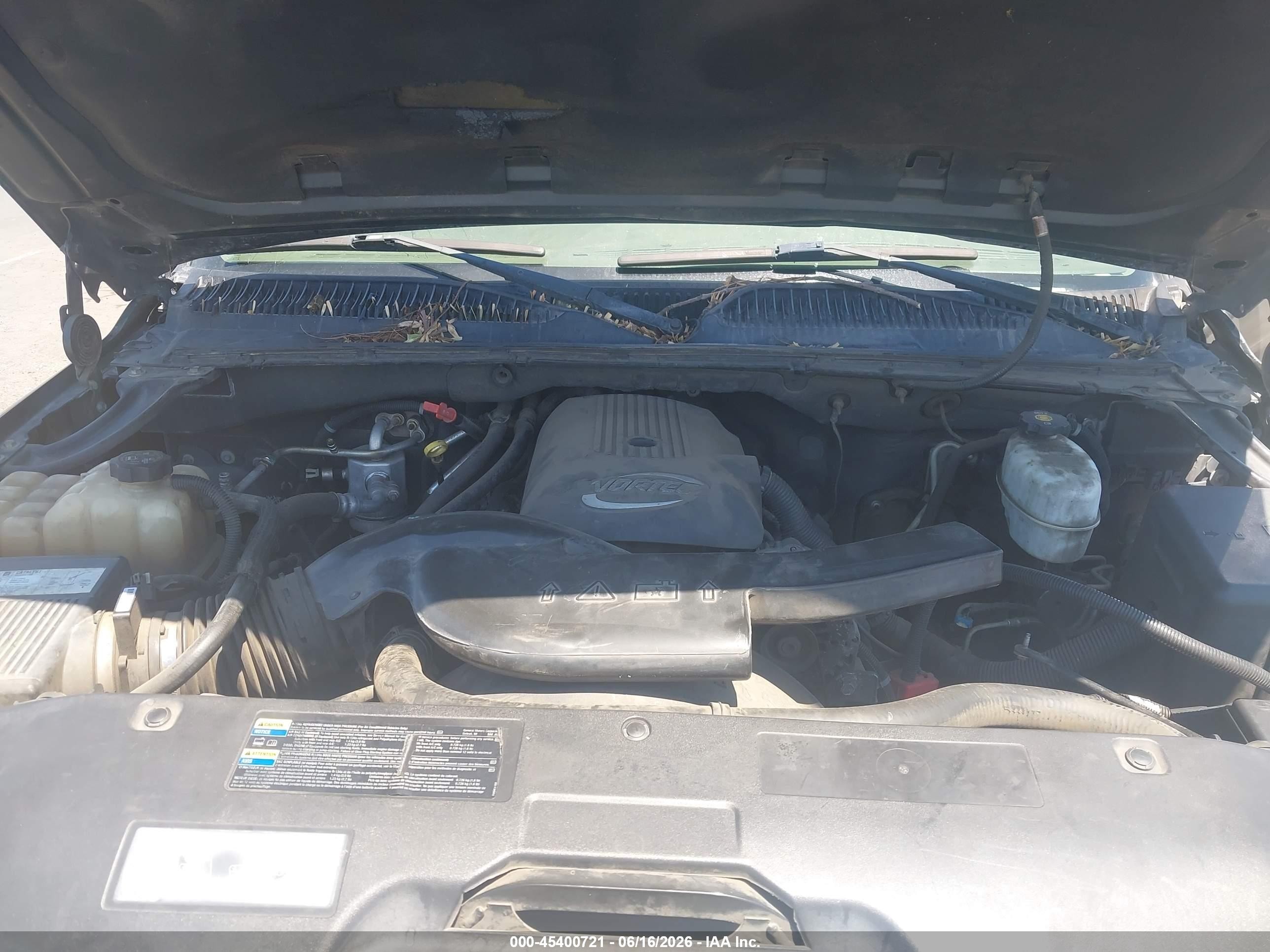 2004 Chevrolet Tahoe Ls Gray vin: 1GNEC13V24R230903