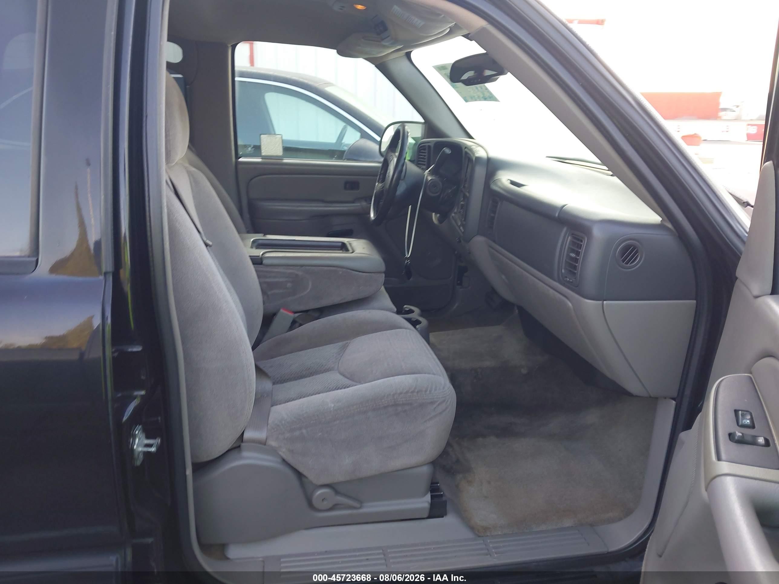 2005 Chevrolet Tahoe Ls Black vin: 1GNEC13V25R142550