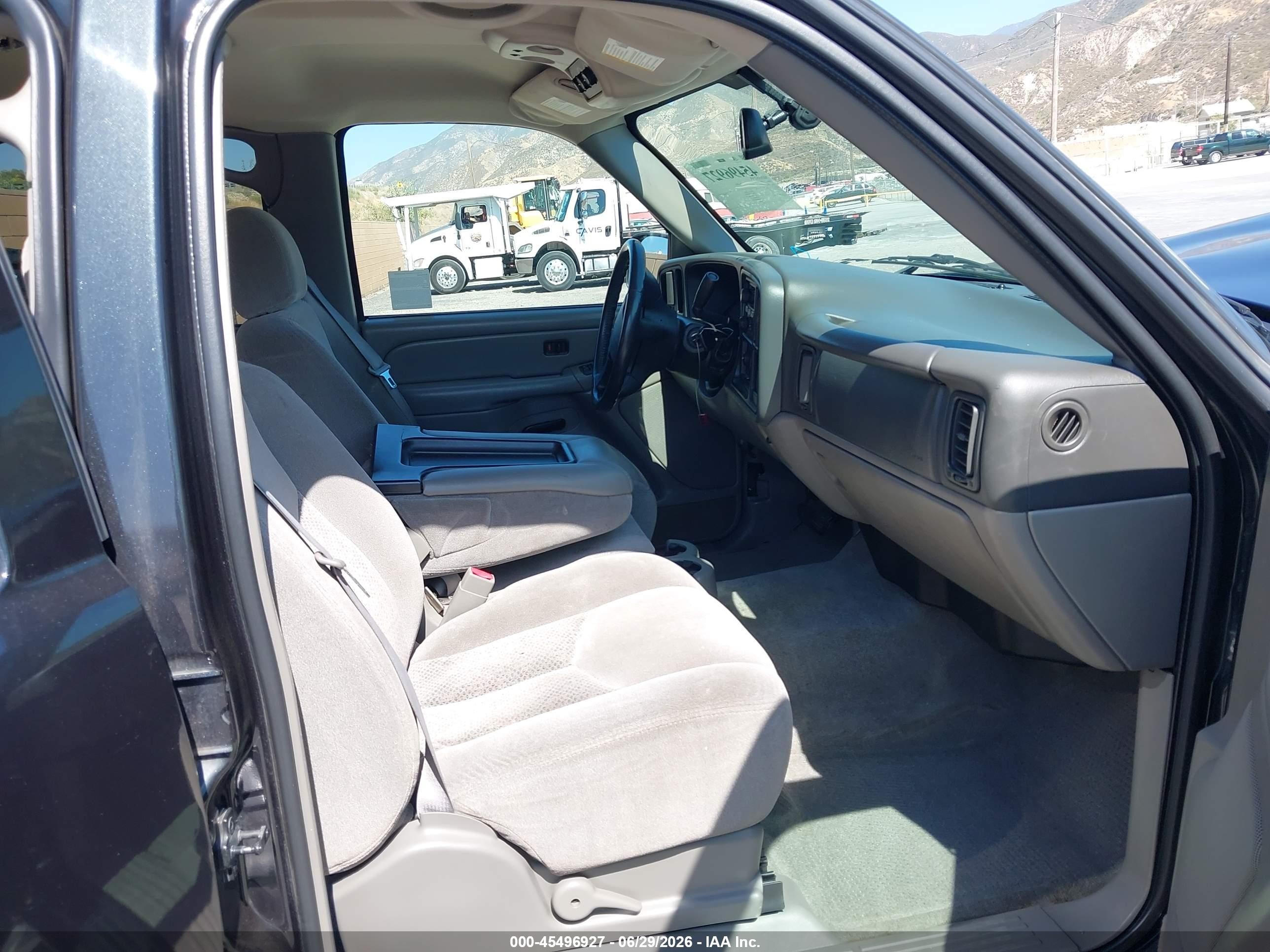 2004 Chevrolet Tahoe Ls Gray vin: 1GNEC13V34R173675