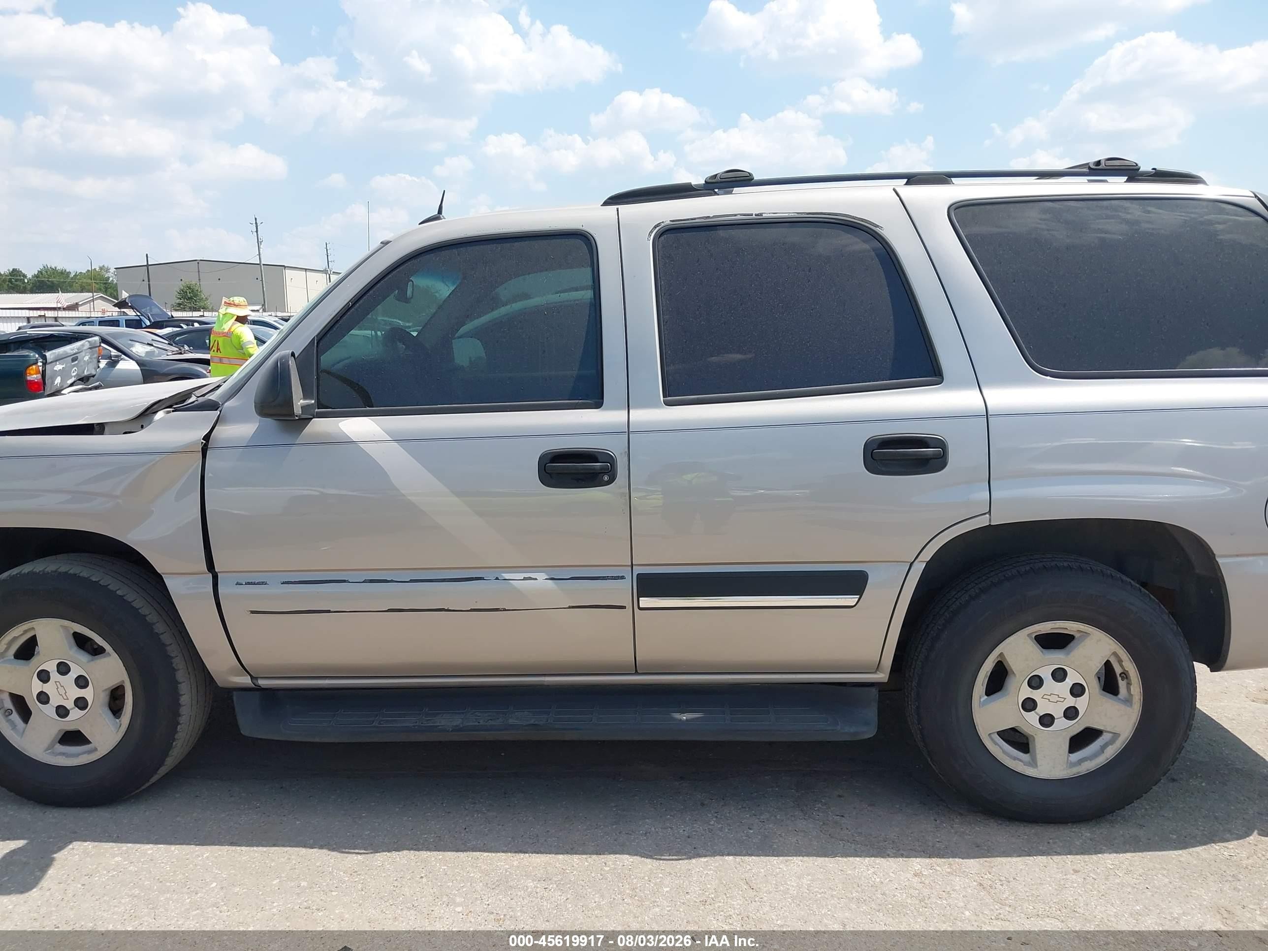 2004 Chevrolet Tahoe Ls Beige vin: 1GNEC13V34R215939
