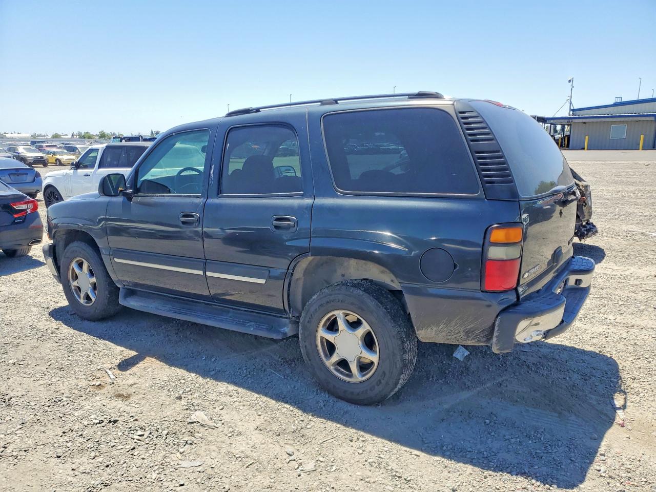 2004 Chevrolet Tahoe C1500 Charcoal vin: 1GNEC13V44J310072