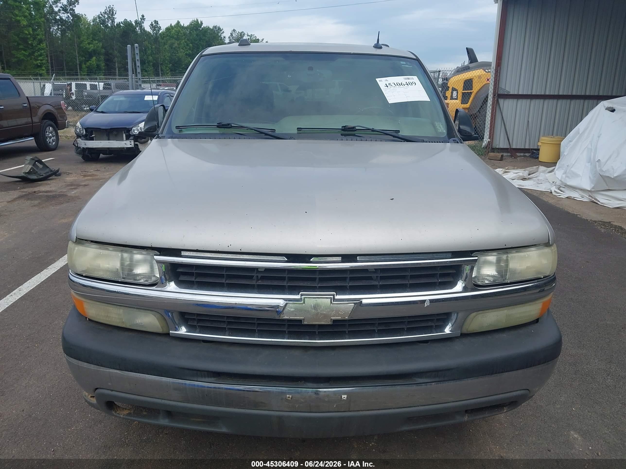 2005 Chevrolet Tahoe Ls Beige vin: 1GNEC13V45R187876