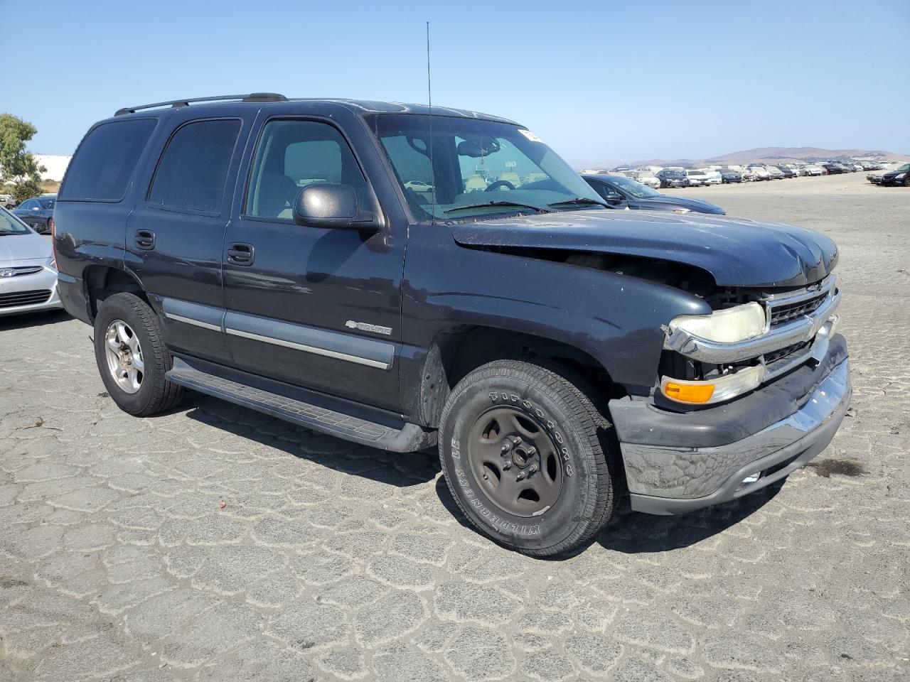 2003 Chevrolet Tahoe C1500 Gray vin: 1GNEC13V53J273032
