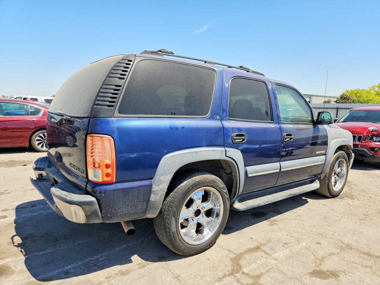 2002 Chevrolet Tahoe C1500 Blue vin: 1GNEC13V62R313330