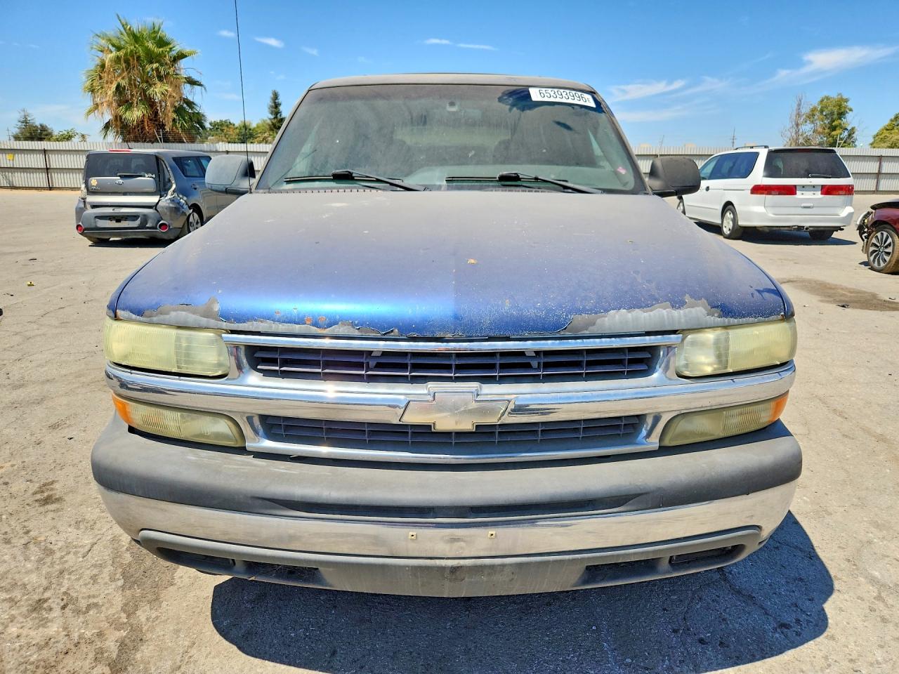 2002 Chevrolet Tahoe C1500 Blue vin: 1GNEC13V62R313330
