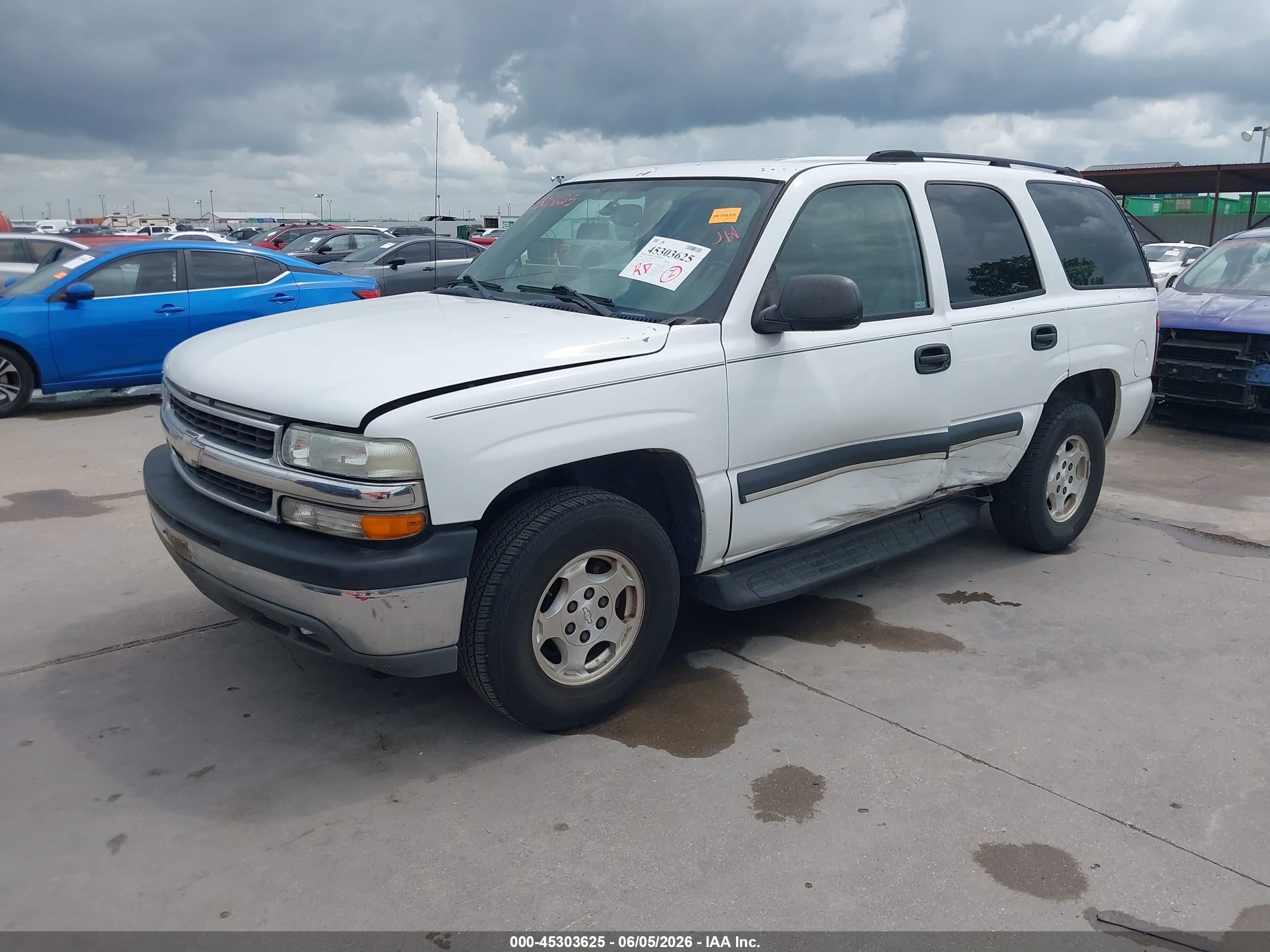 2004 Chevrolet Tahoe Ls White vin: 1GNEC13V64J169814