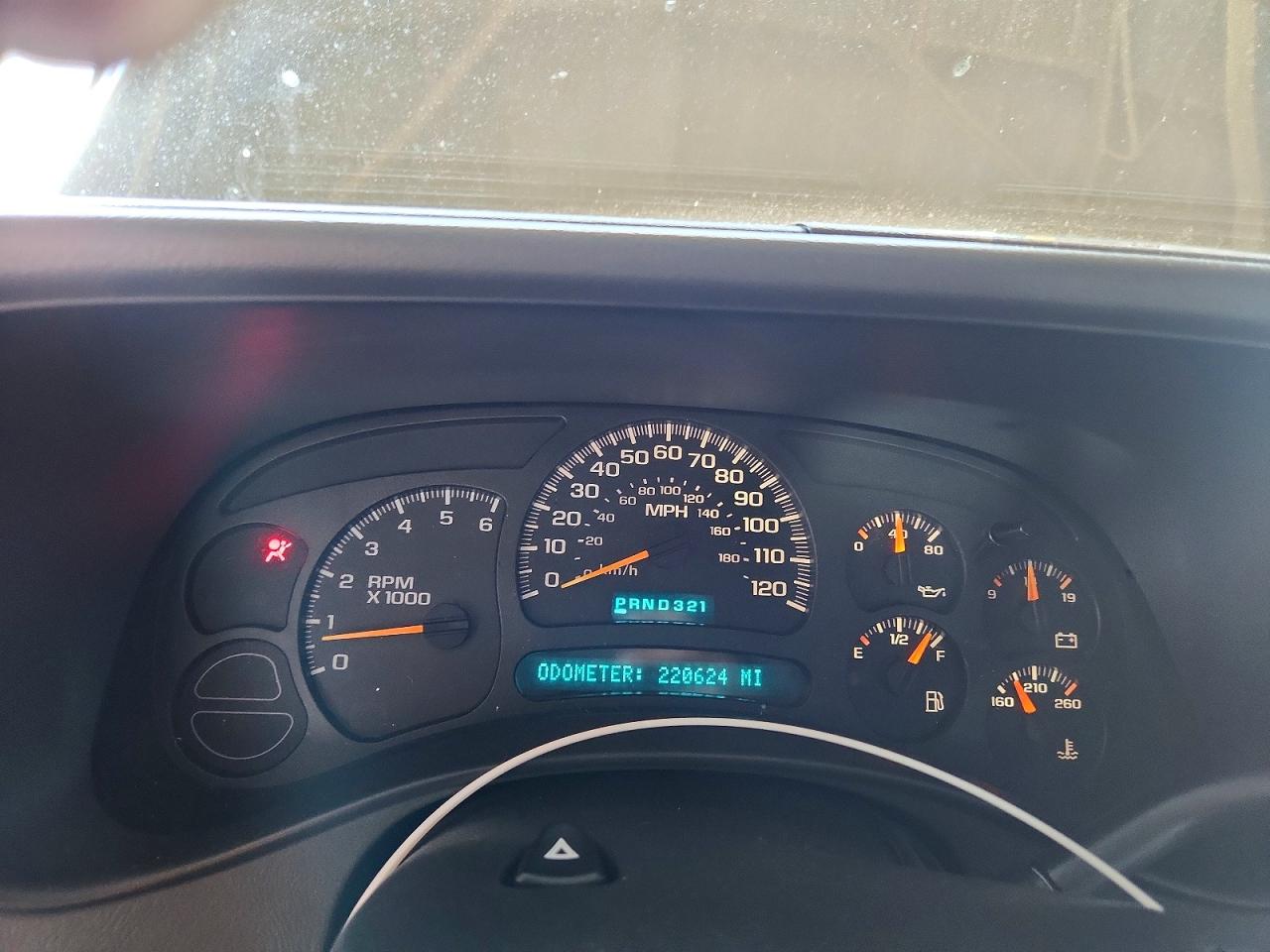 2004 Chevrolet Tahoe C1500 Tan vin: 1GNEC13V64R143246