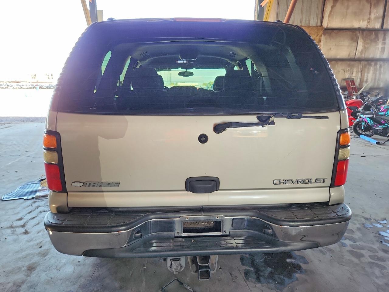 2004 Chevrolet Tahoe C1500 Tan vin: 1GNEC13V64R143246