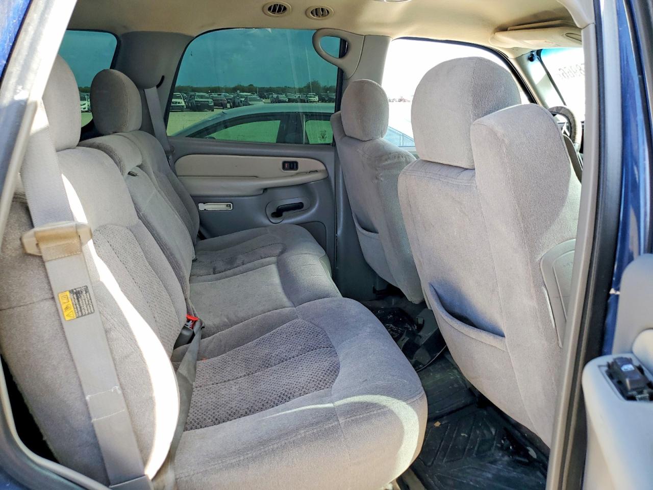 2002 Chevrolet Tahoe C1500 Blue vin: 1GNEC13V72R313238